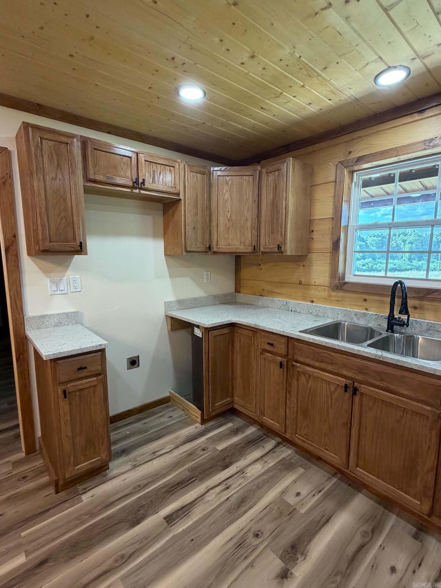 113 Madelyn  Vandervoort, AR