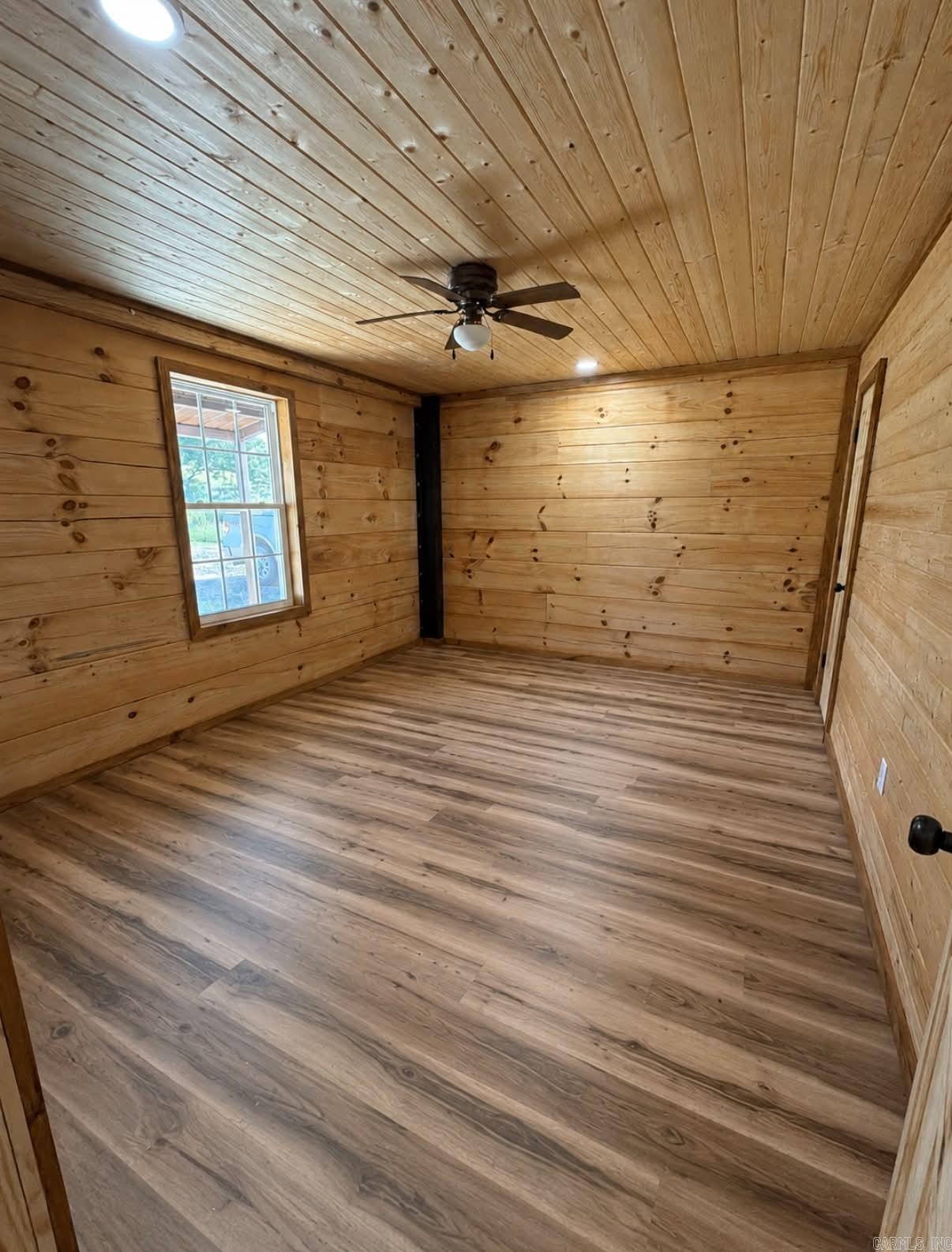 113 Madelyn  Vandervoort, AR