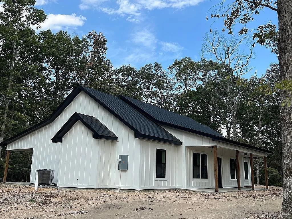 1845  Cave Creek  Batesville, AR