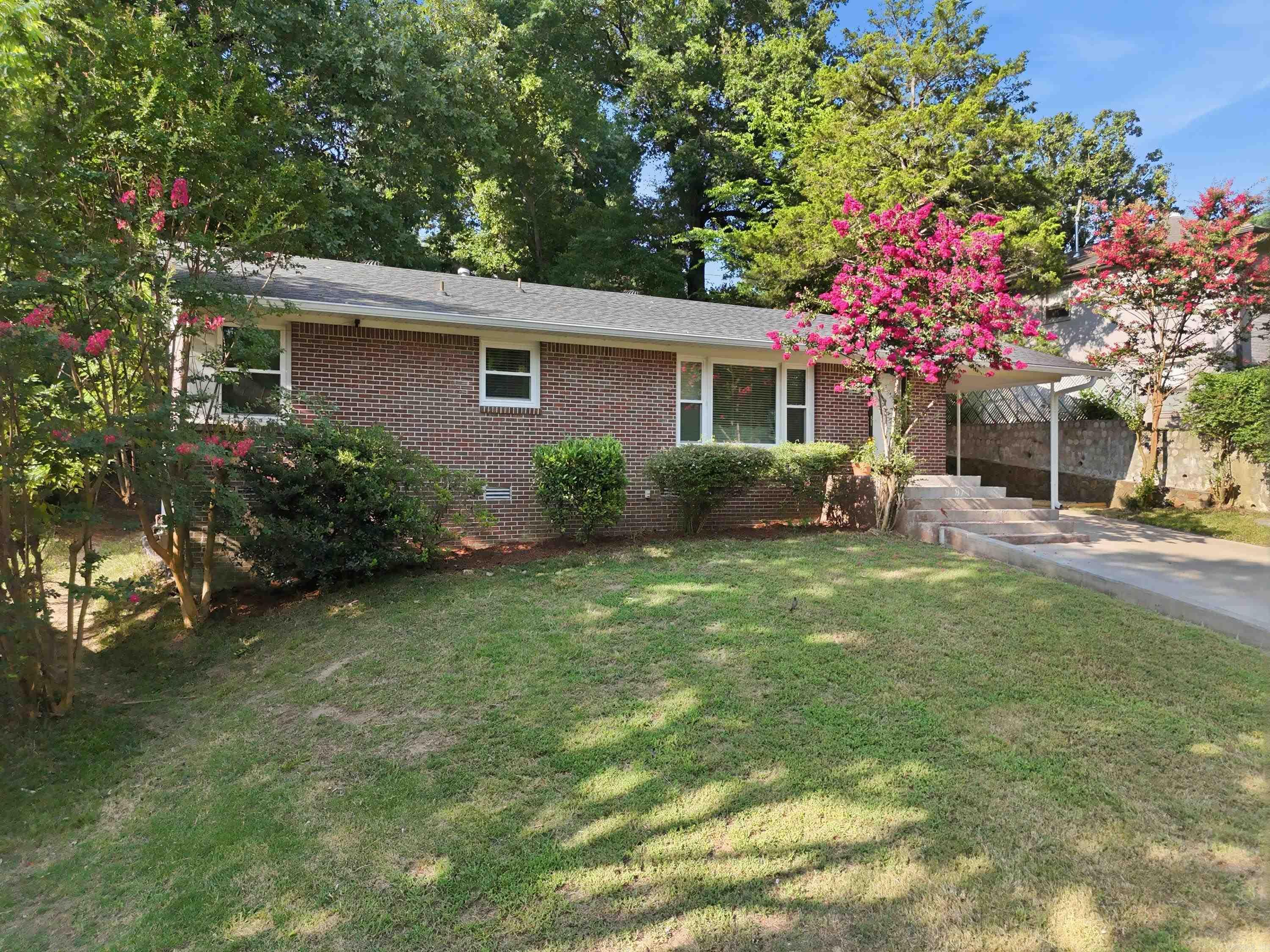 97 Indian Trail — exterior