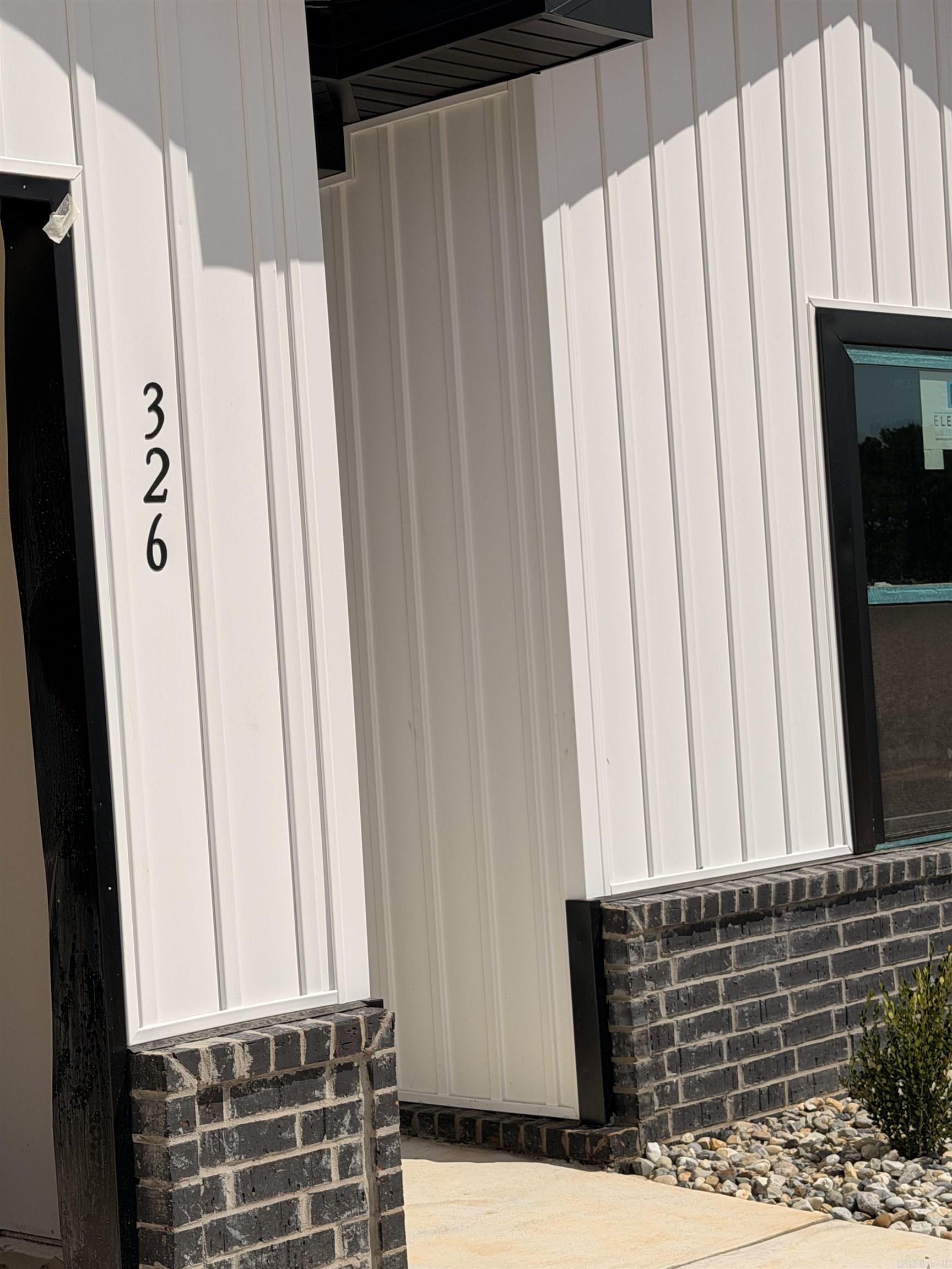 342 Everest Street — photo 3