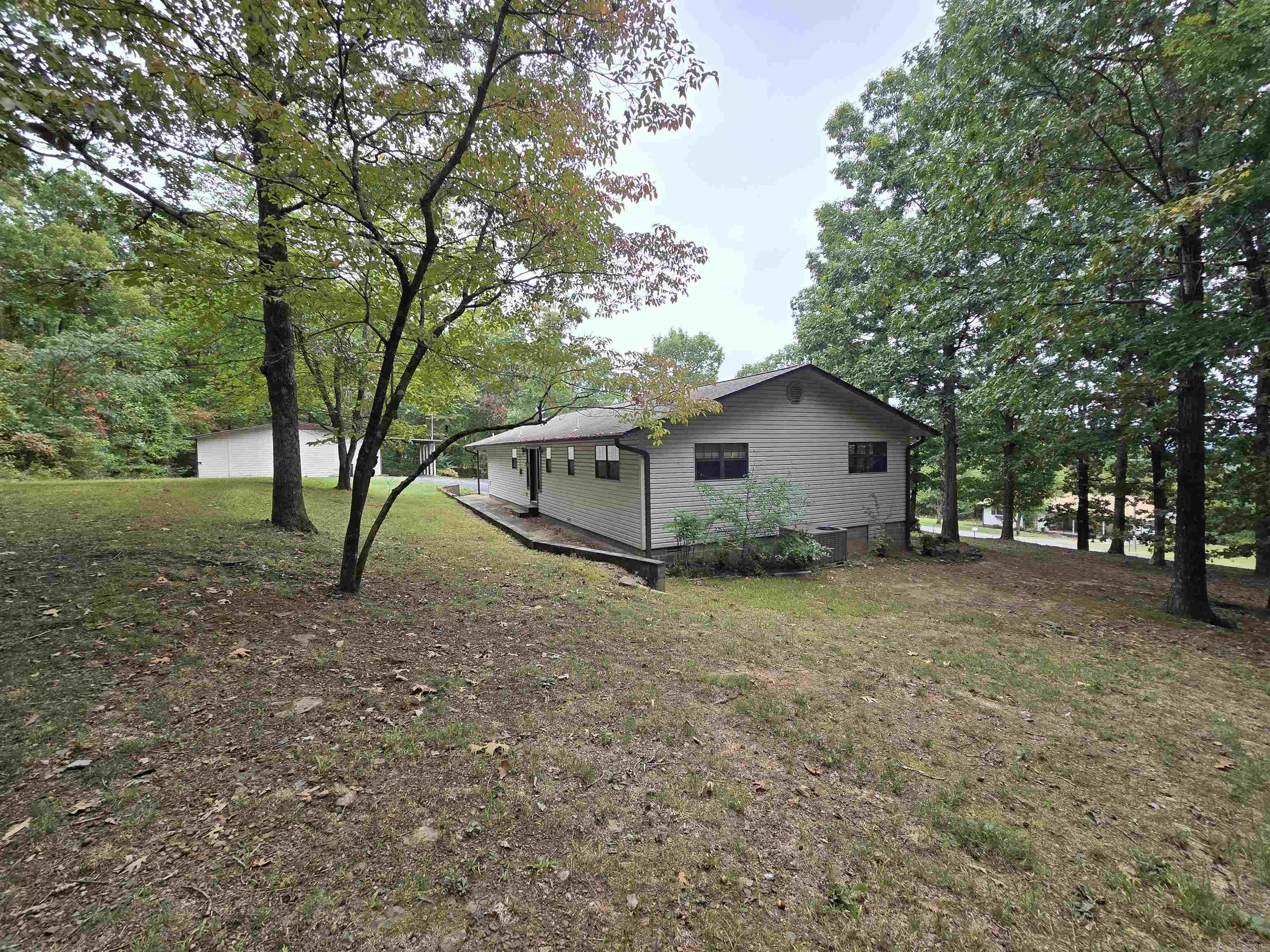 361 Radio  Clinton, AR