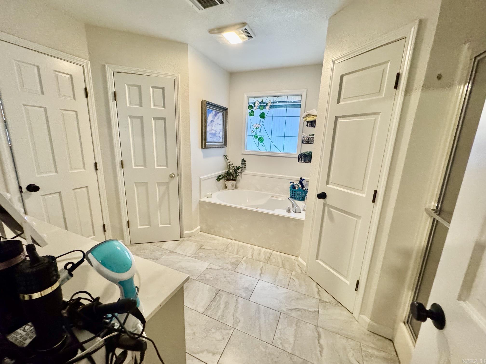 3 Hyde Park Circle Conway, AR 72034