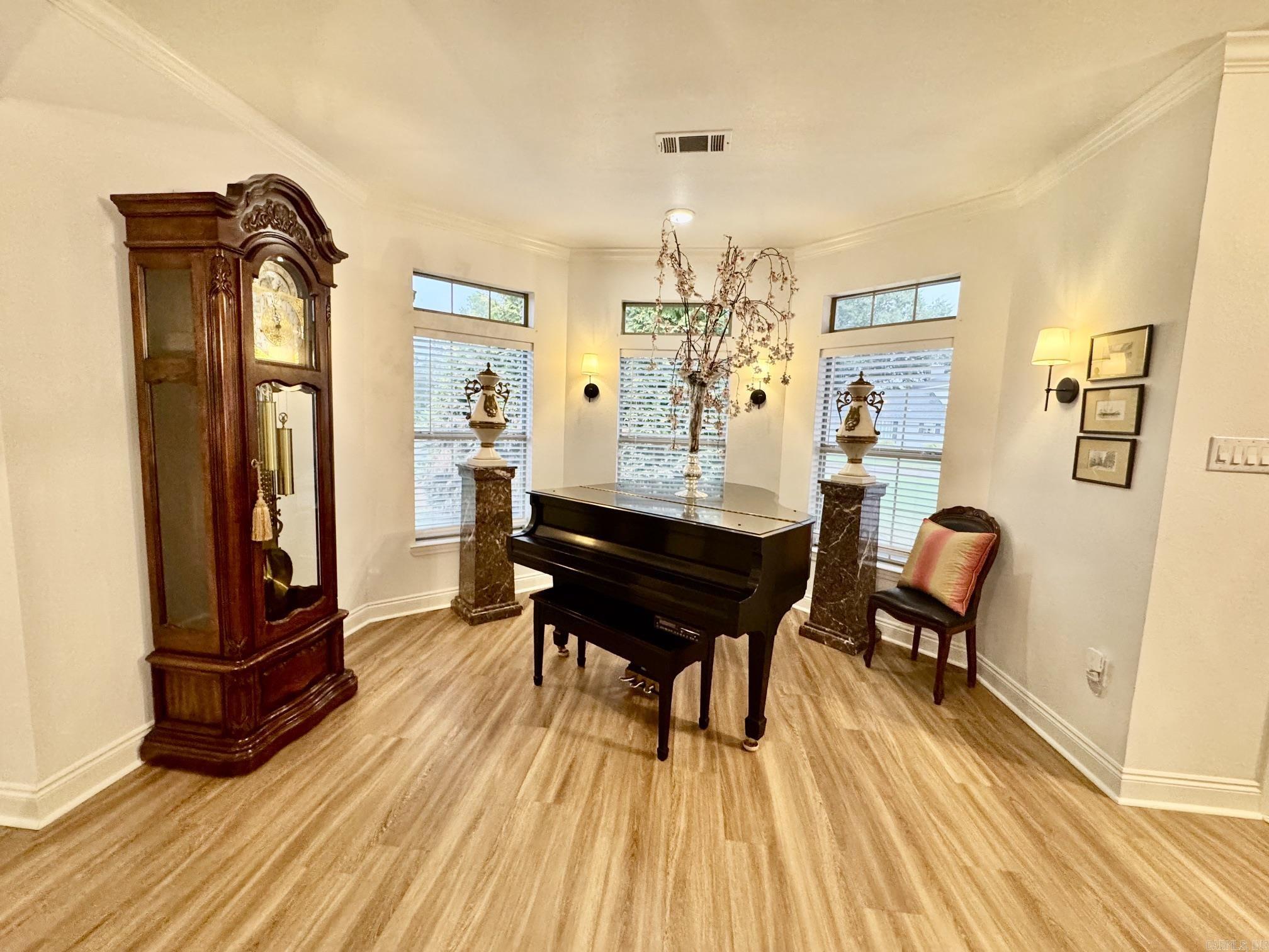 3 Hyde Park Circle — photo 5