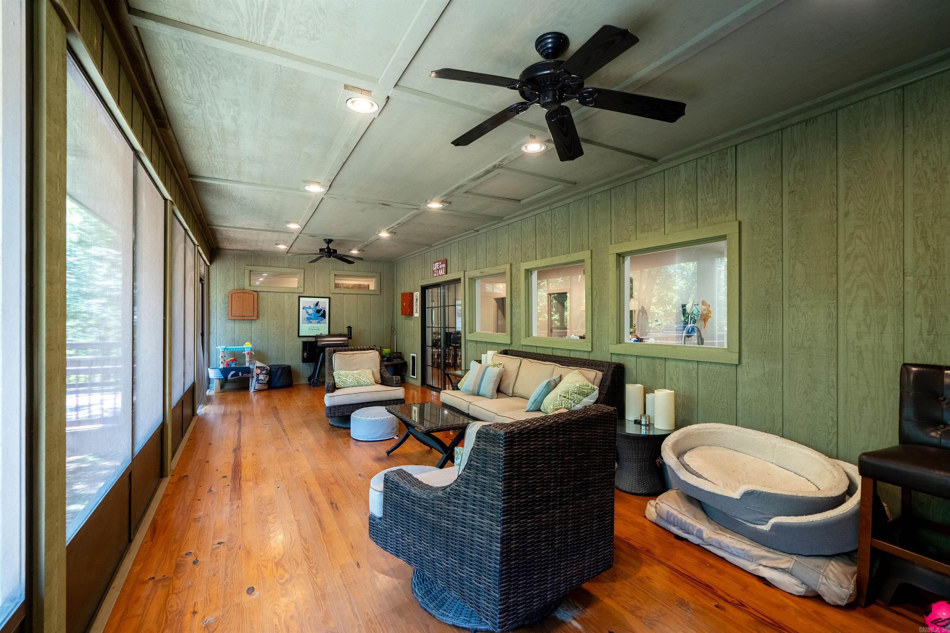 916 Sugar Maple Drive Heber Springs, AR 72543