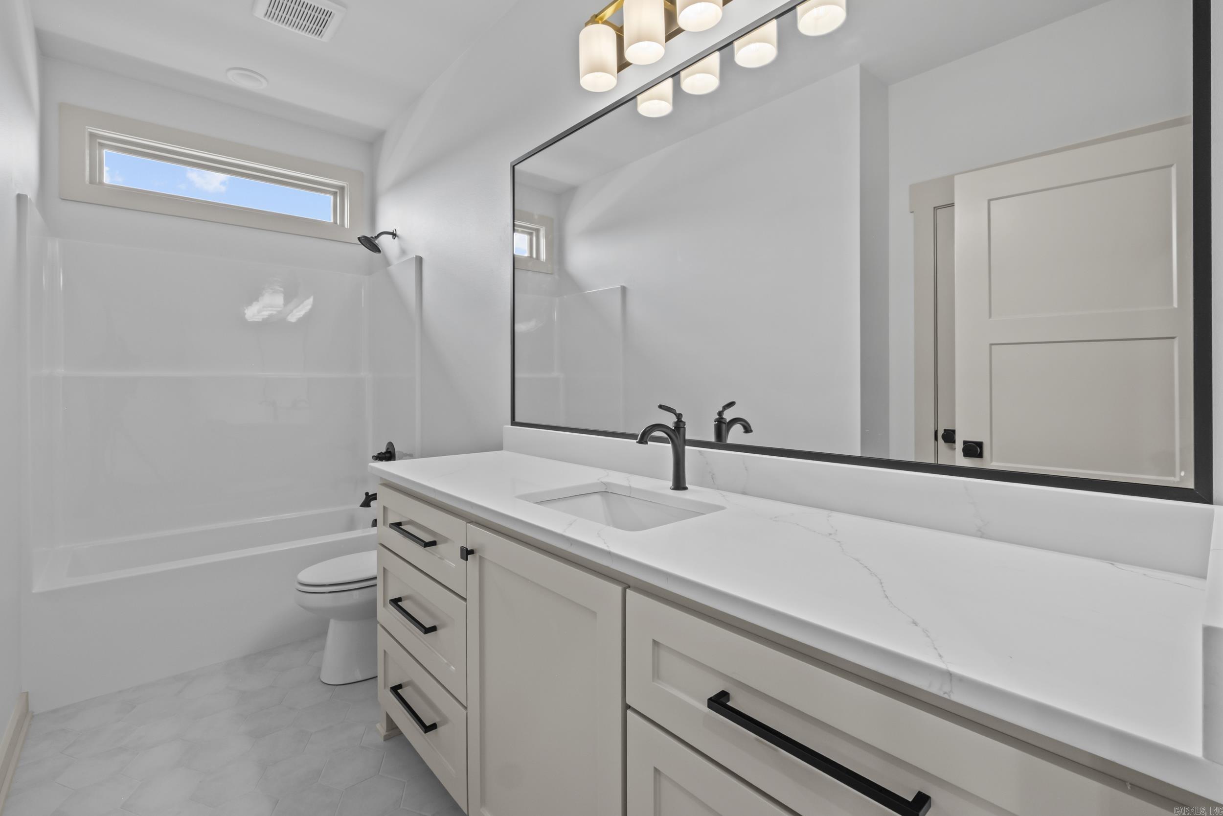 2390 Lakewood Circle Cabot, AR 72023