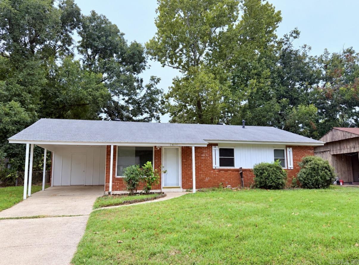2800  Claremont Dr  Pine Bluff, AR