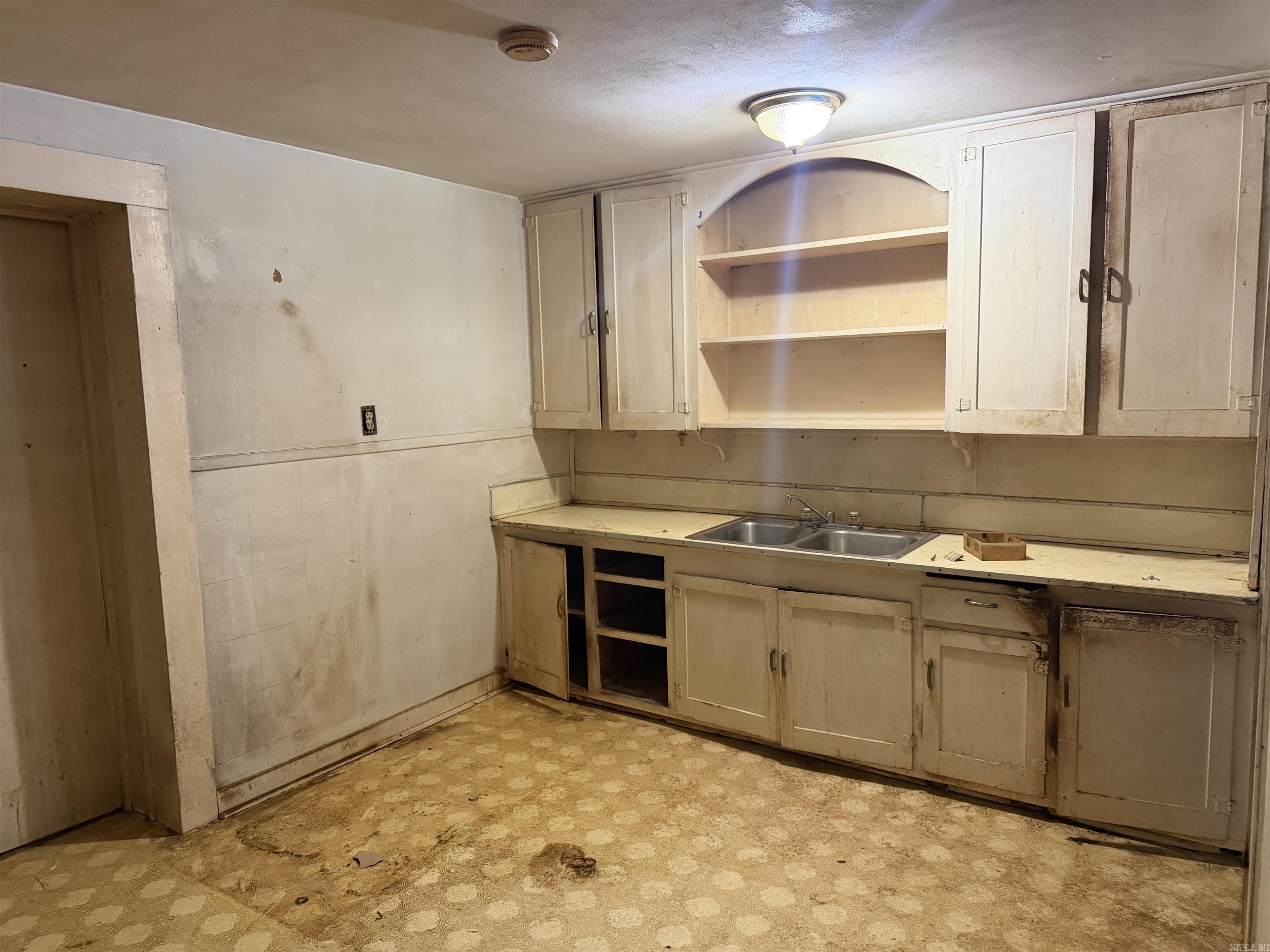 1006 W Mcrae  Searcy, AR