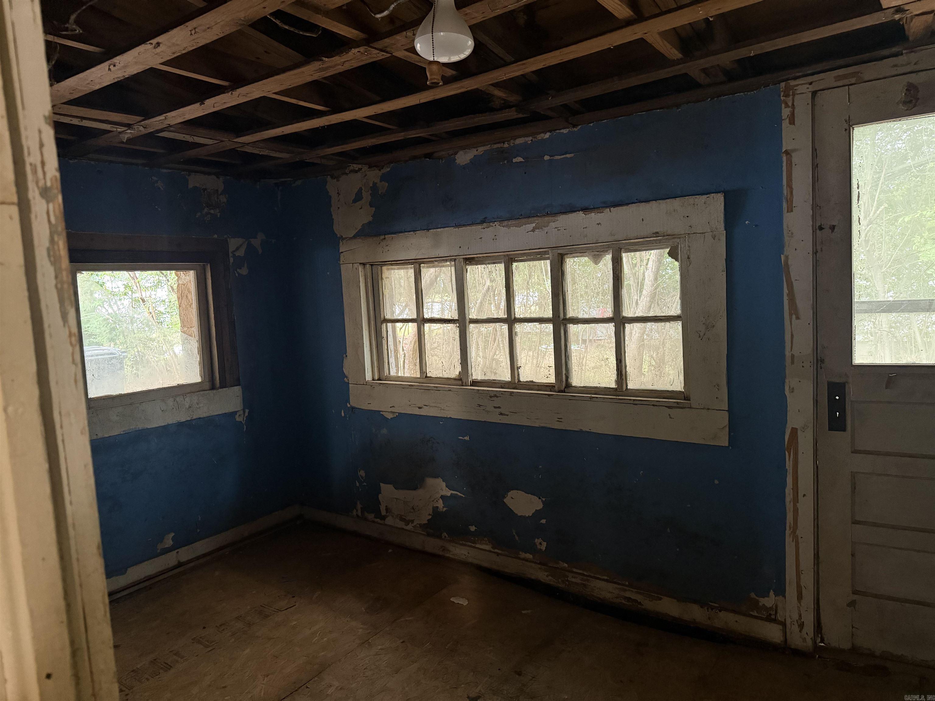 1006 W Mcrae  Searcy, AR
