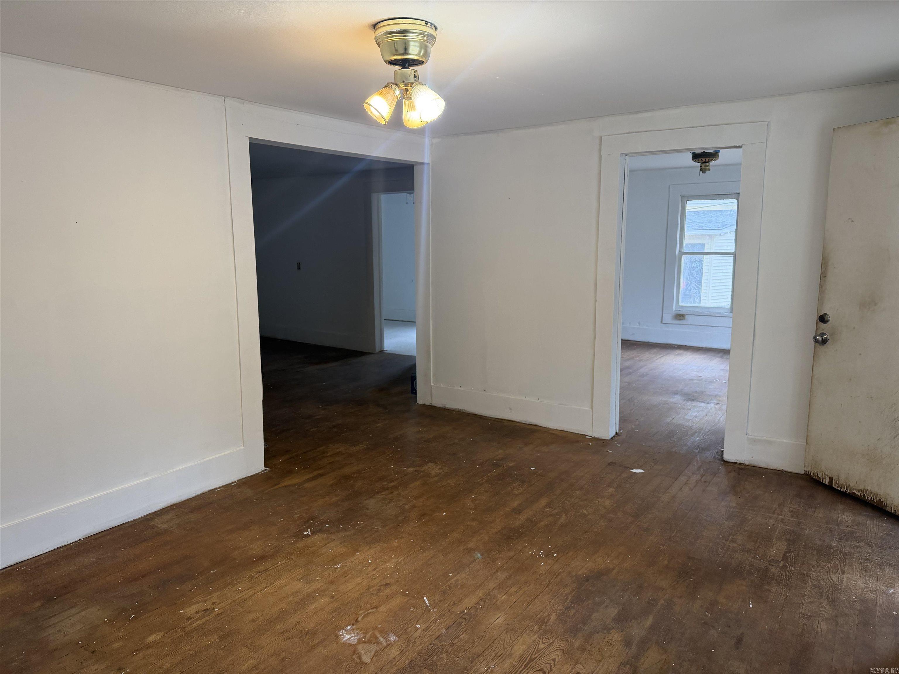 1006 W Mcrae Avenue — photo 5