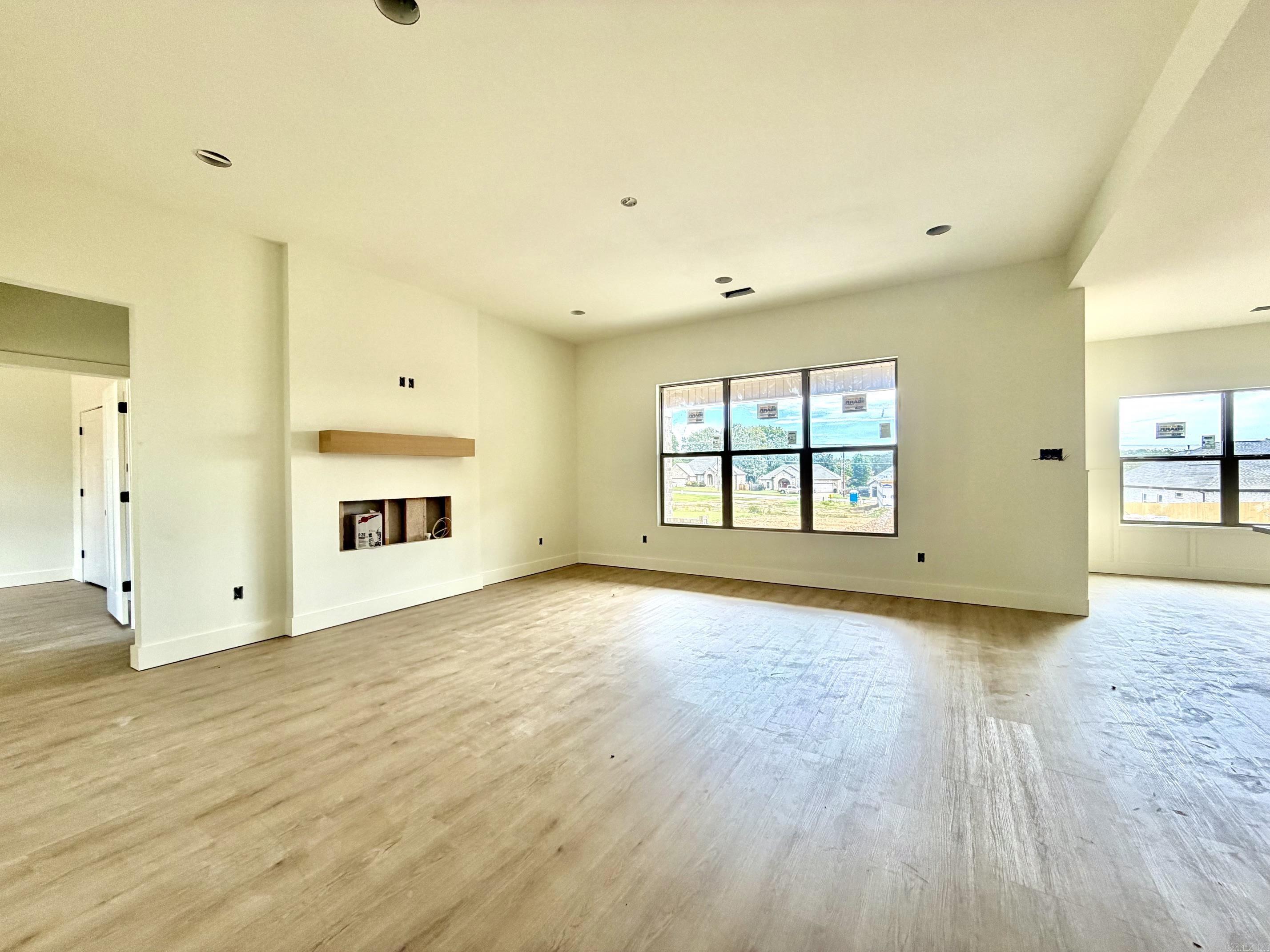 908 Conrad Cove — photo 3