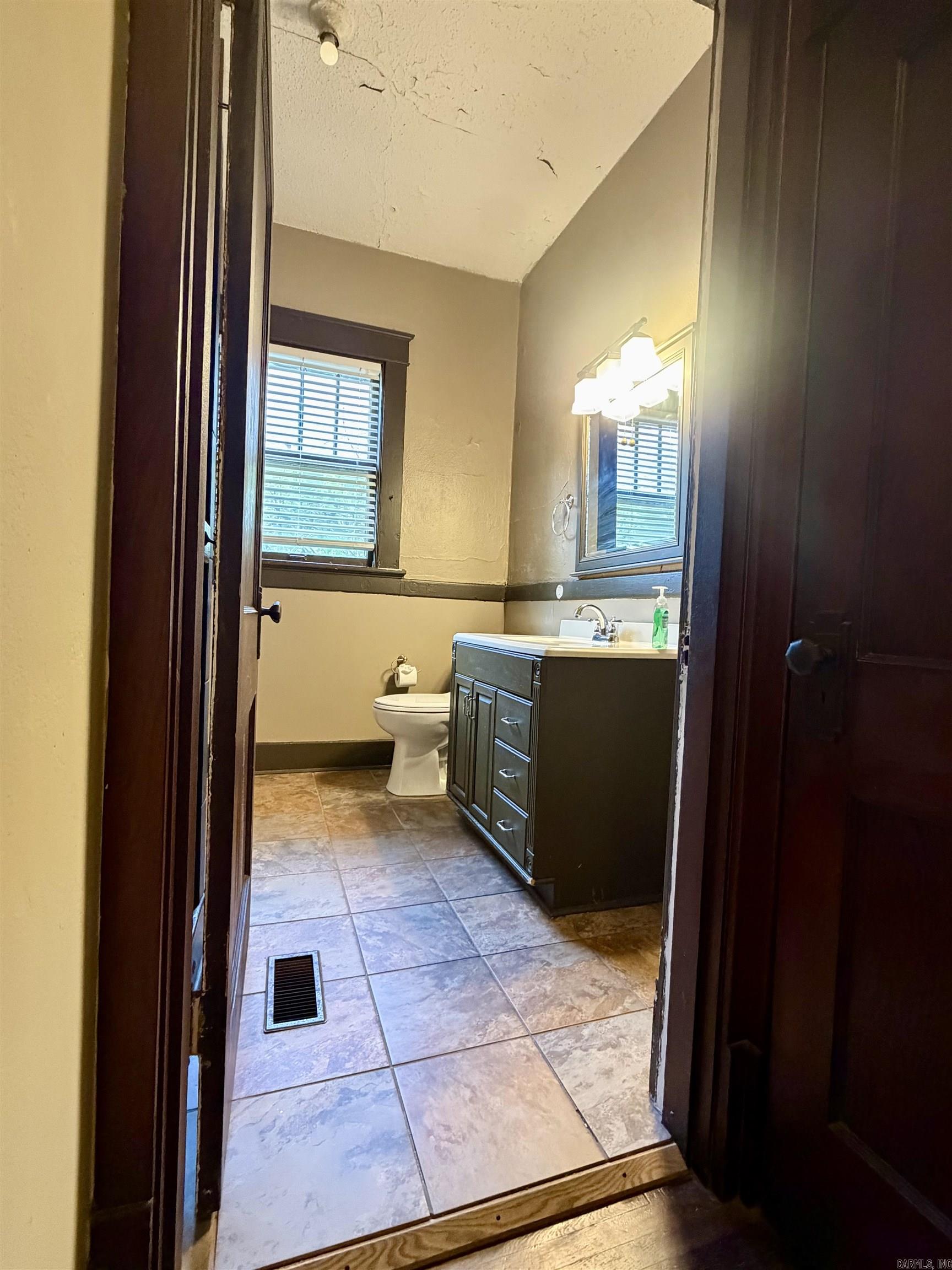 405 W 5th  North Little Rock, AR