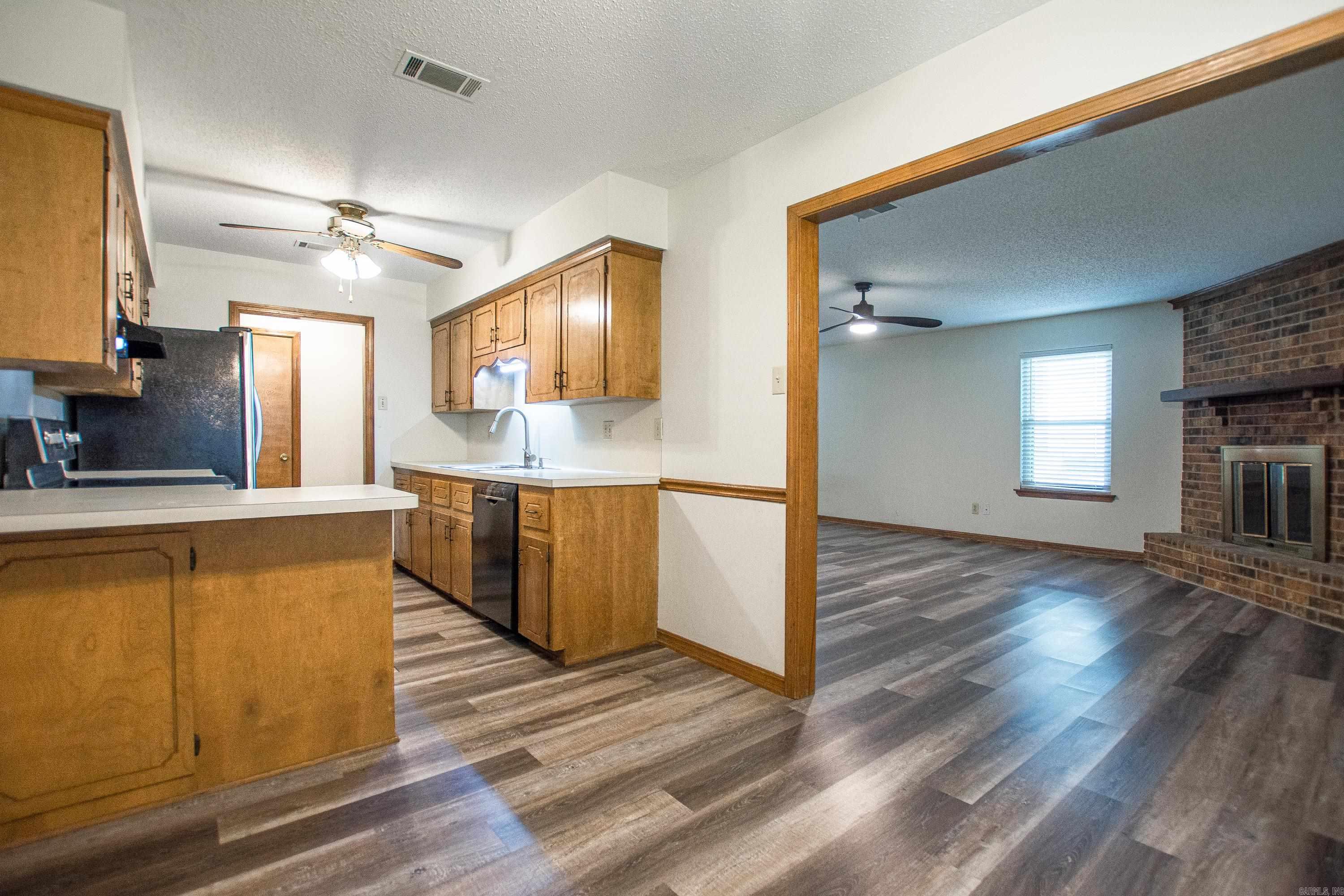 106 Robin Glen Dr.  Sherwood, AR