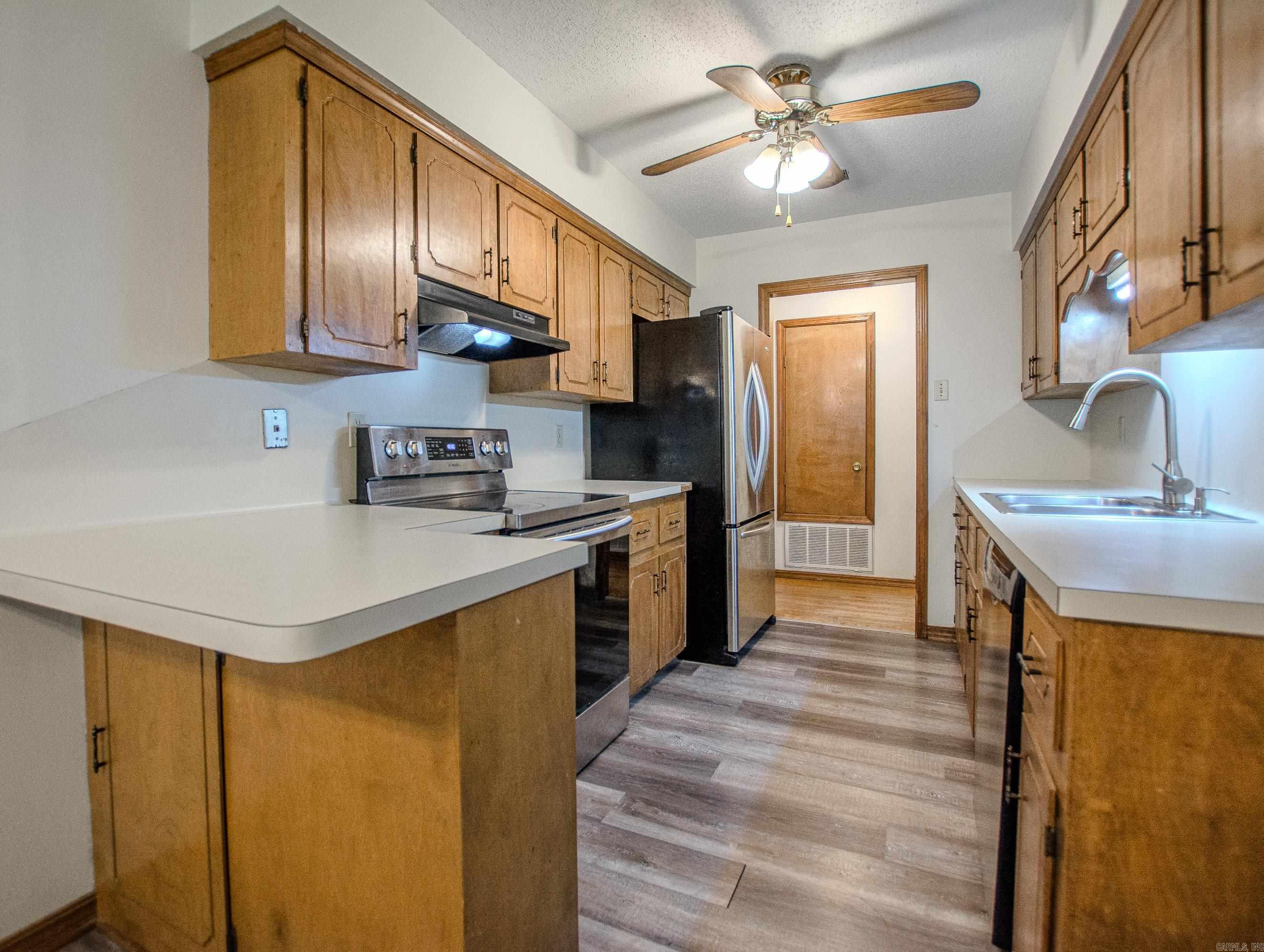 106 Robin Glen Dr.  Sherwood, AR
