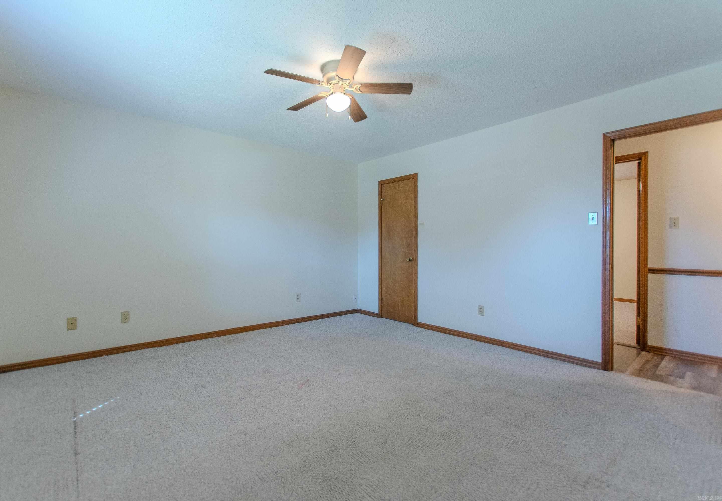 106 Robin Glen Dr.  Sherwood, AR