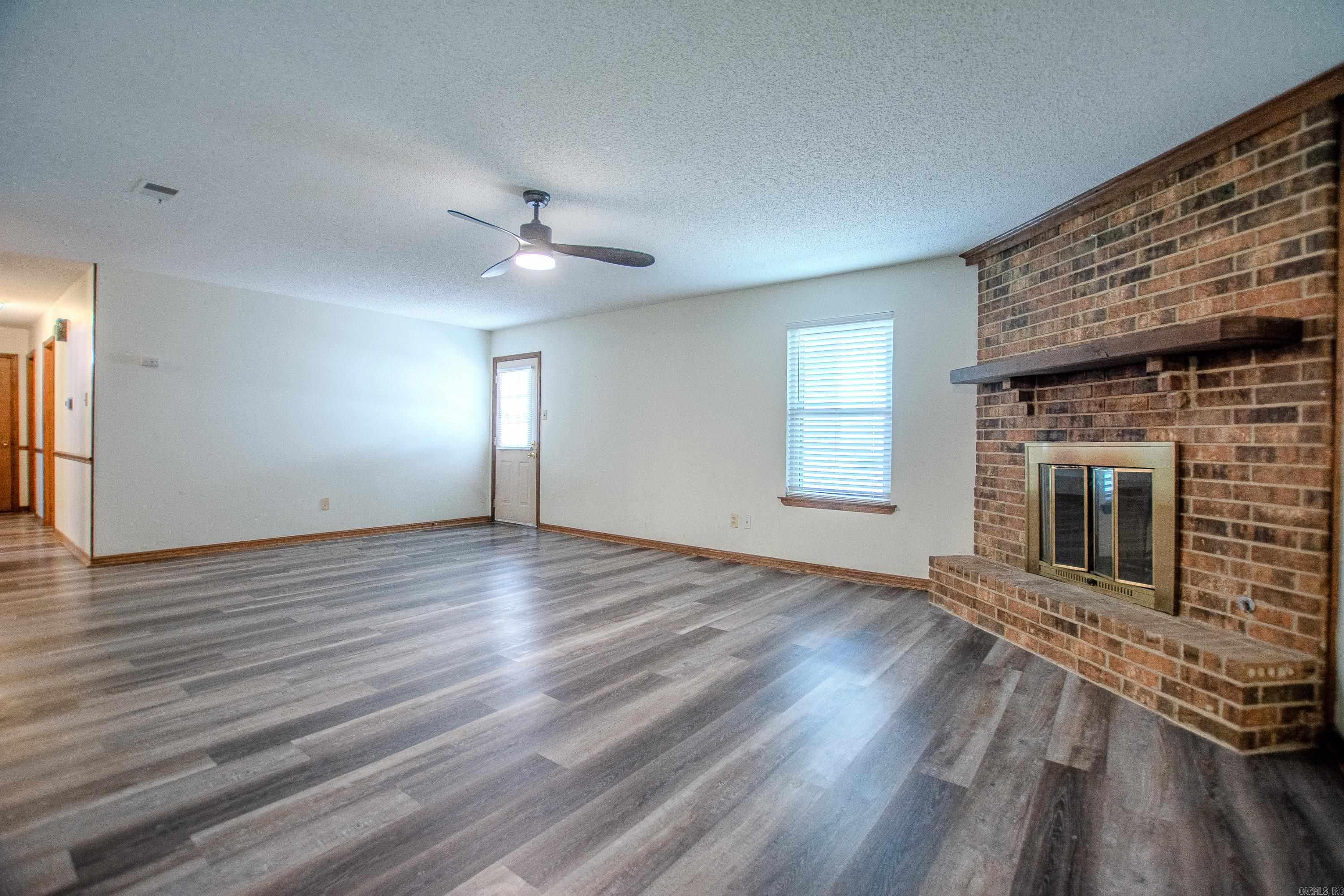 106 Robin Glen Dr.  Sherwood, AR