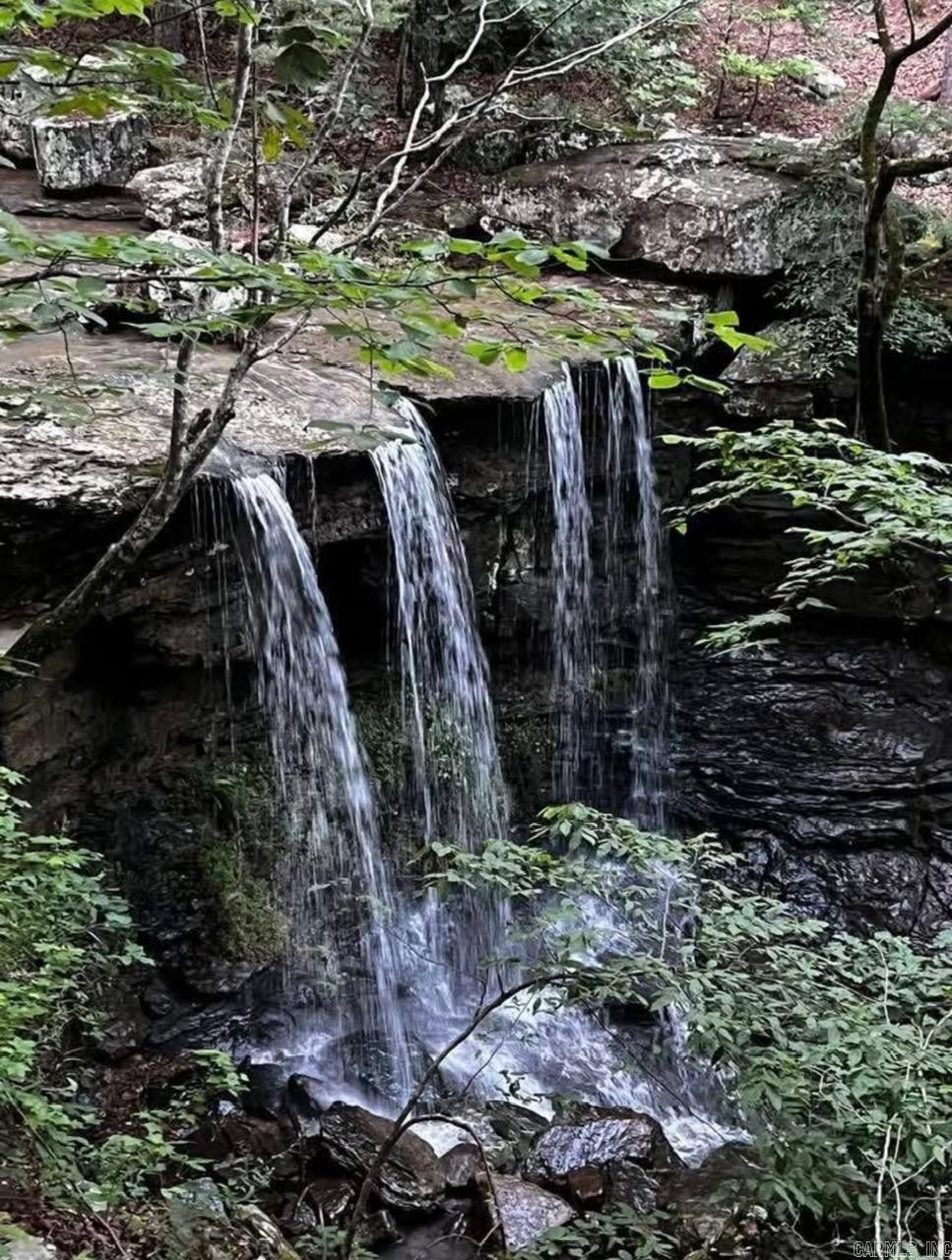 214 Burnt Rock Falls  Fairfield Bay, AR