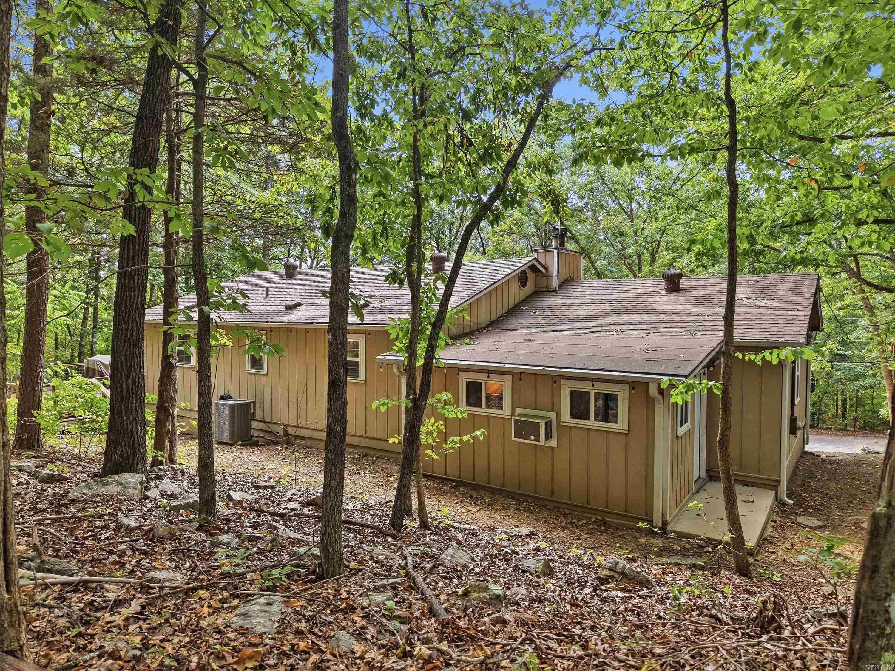 214 Burnt Rock Falls  Fairfield Bay, AR