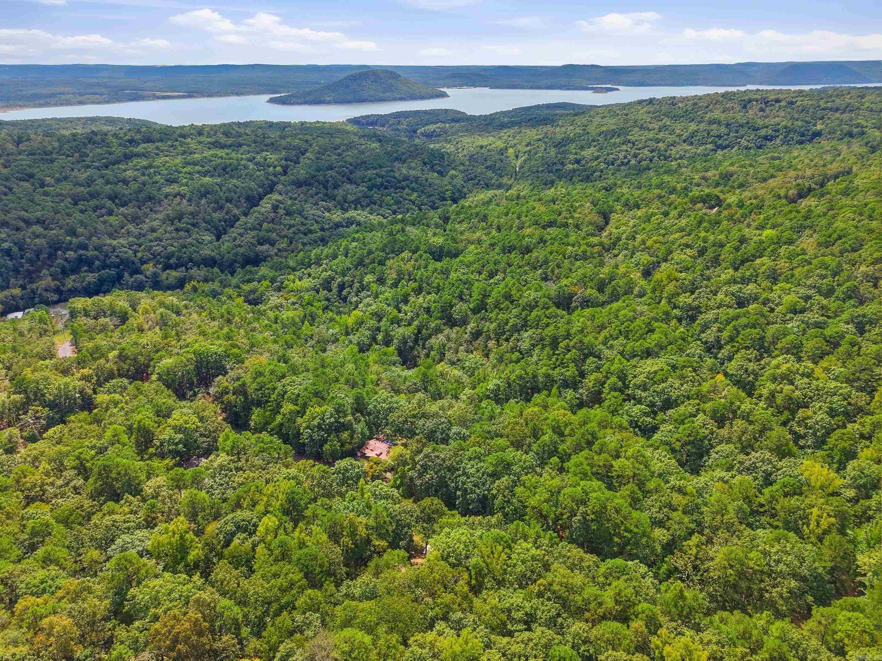 214 Burnt Rock Falls  Fairfield Bay, AR