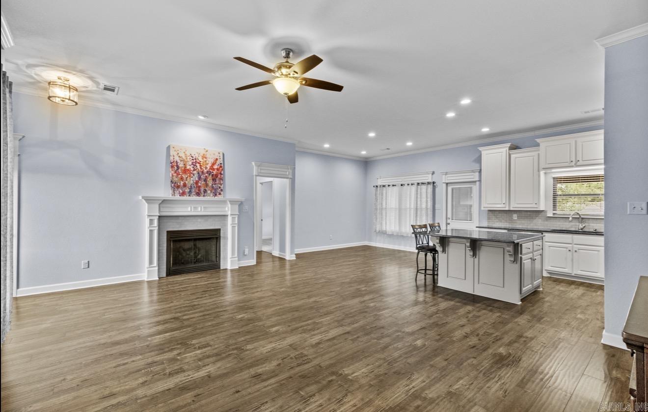 1229 Windsor Court — photo 5