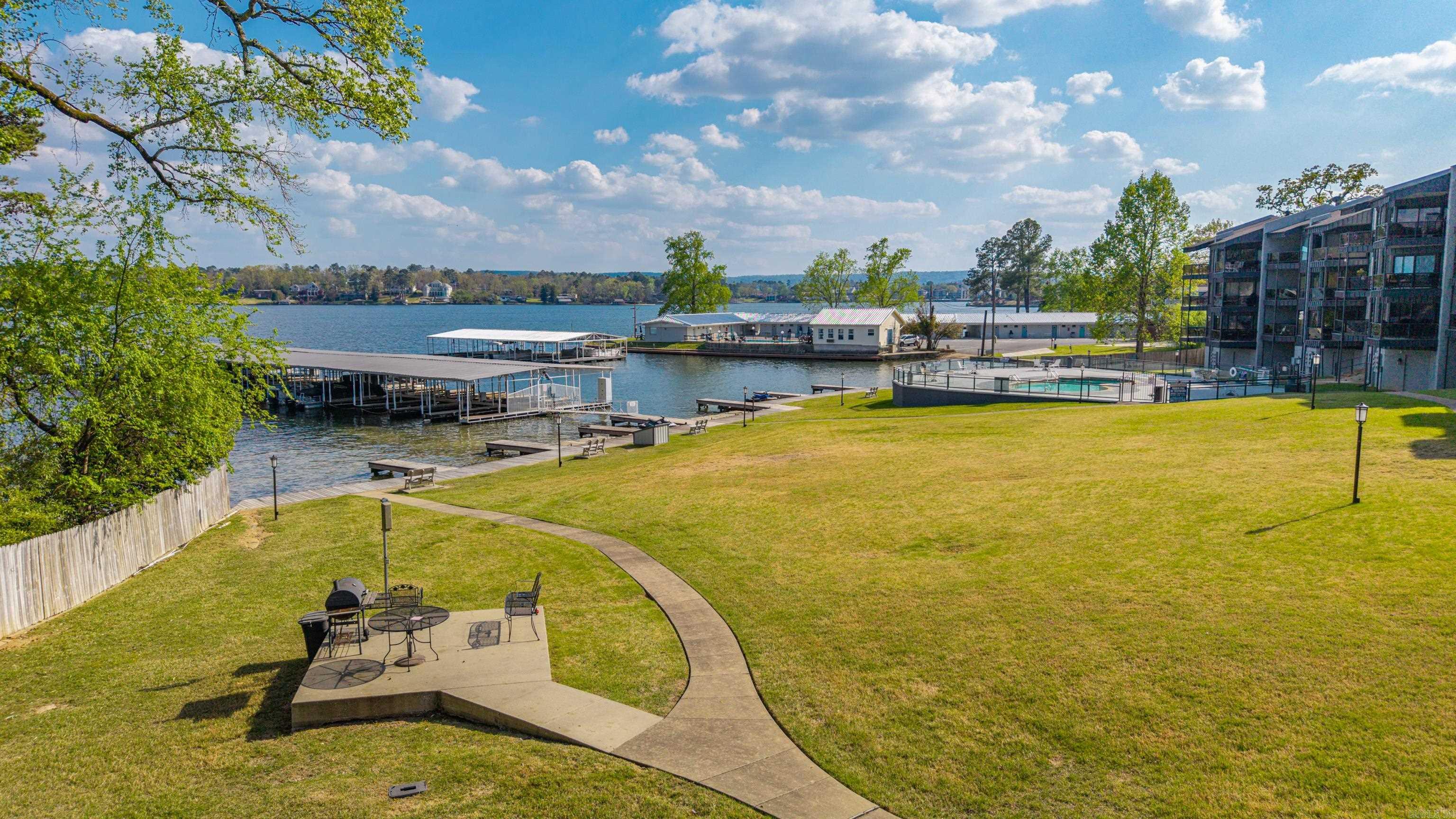 270 Lake Hamilton  Hot Springs, AR