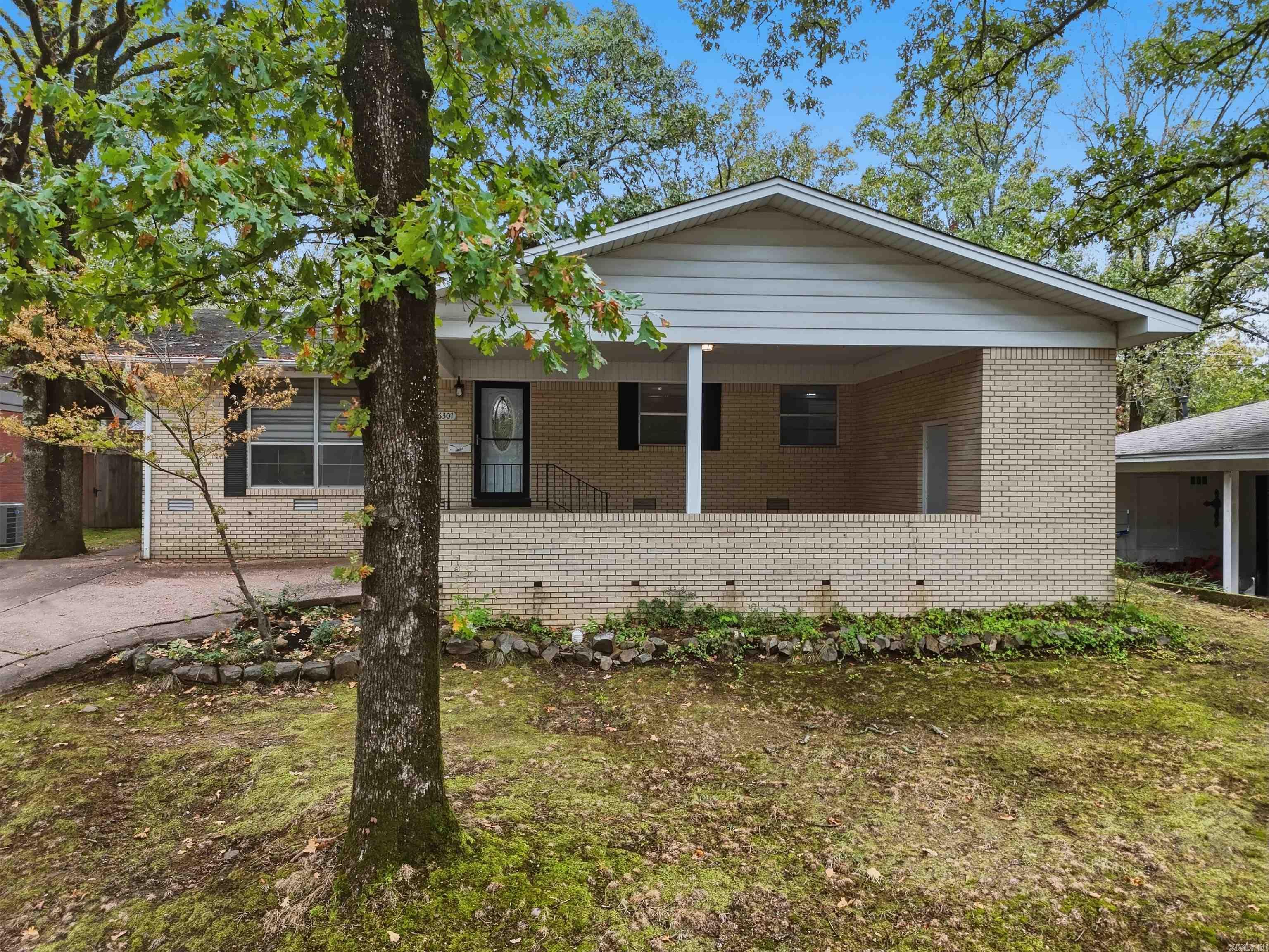 6307 Blackhawk Drive — photo 3