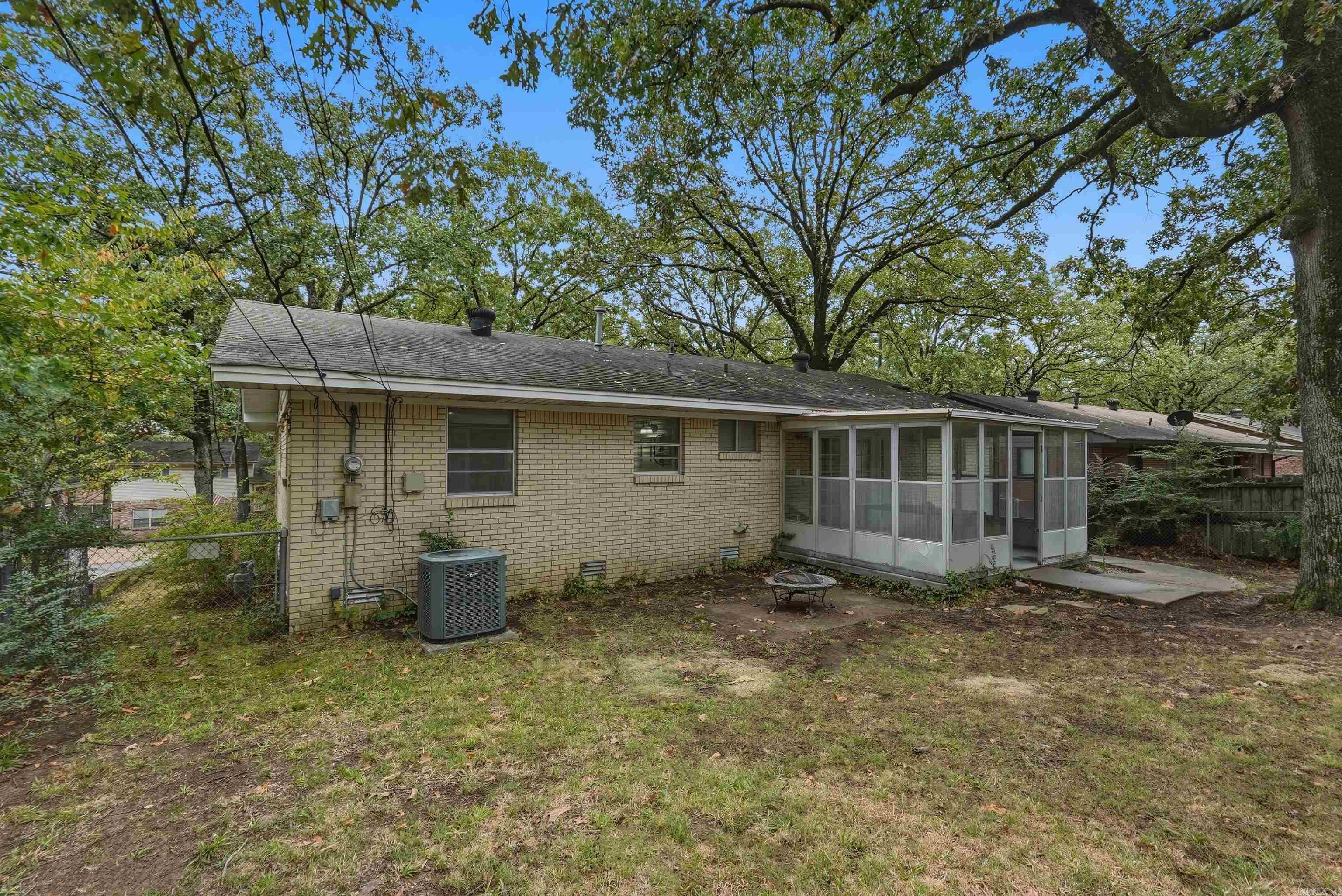 6307 Blackhawk  North Little Rock, AR