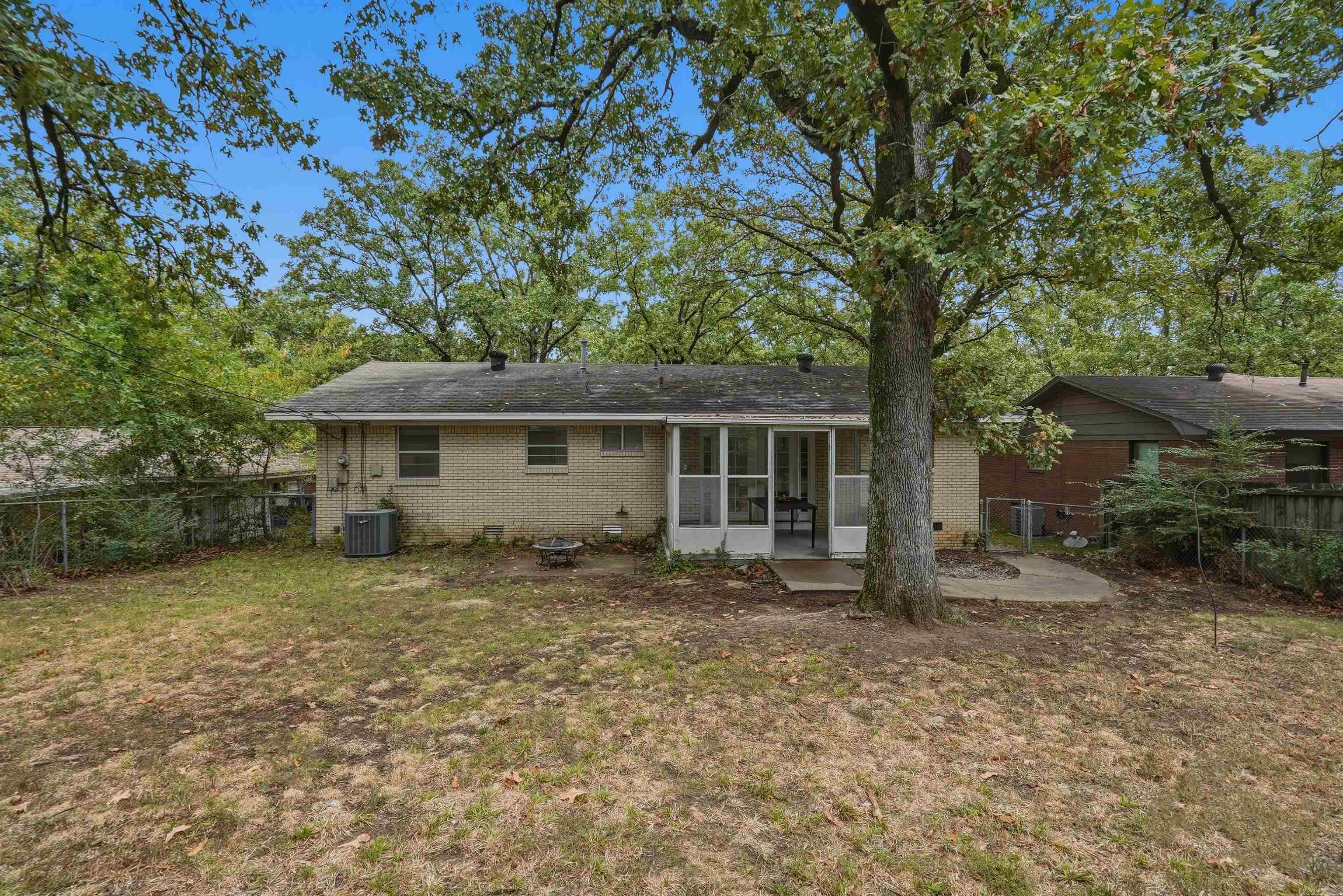 6307 Blackhawk  North Little Rock, AR