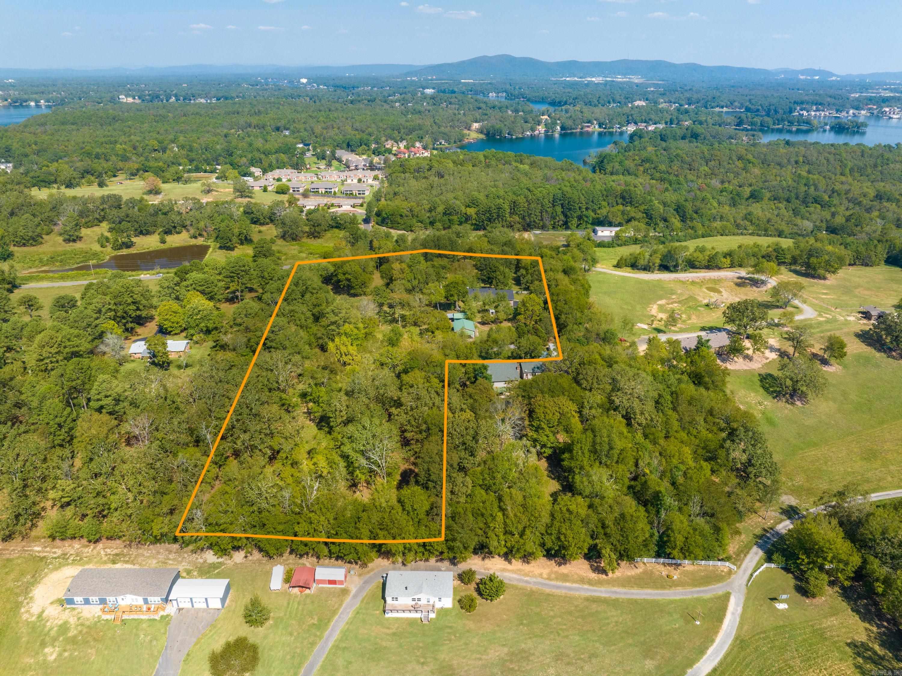 495 Amity  Hot Springs, AR