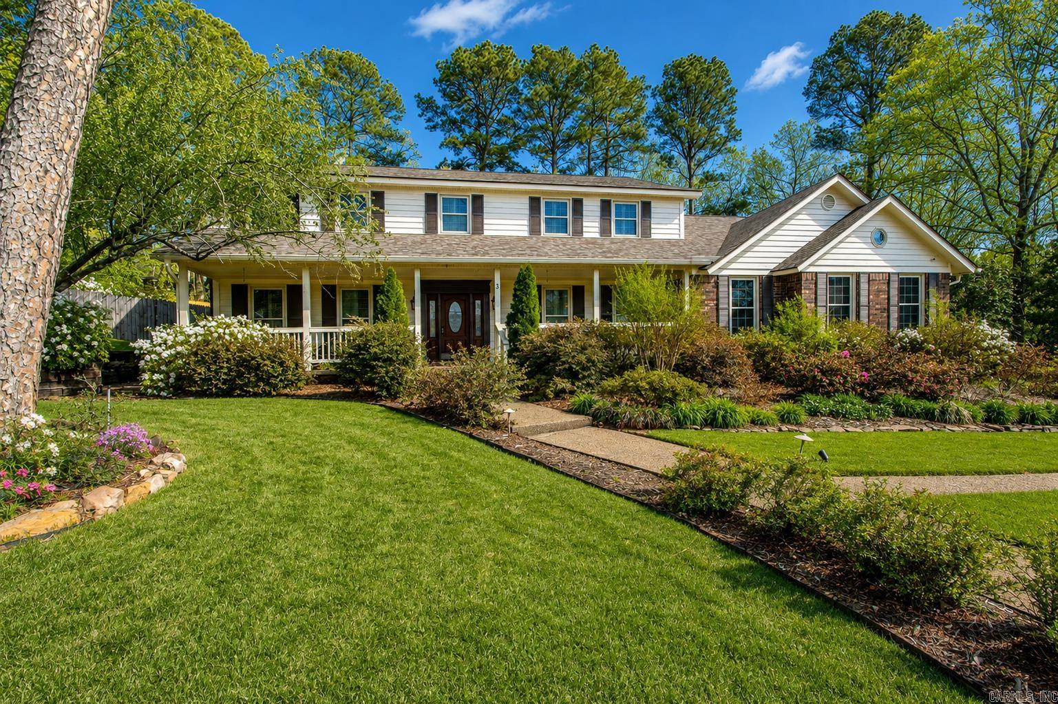 3 Longview Cove — exterior