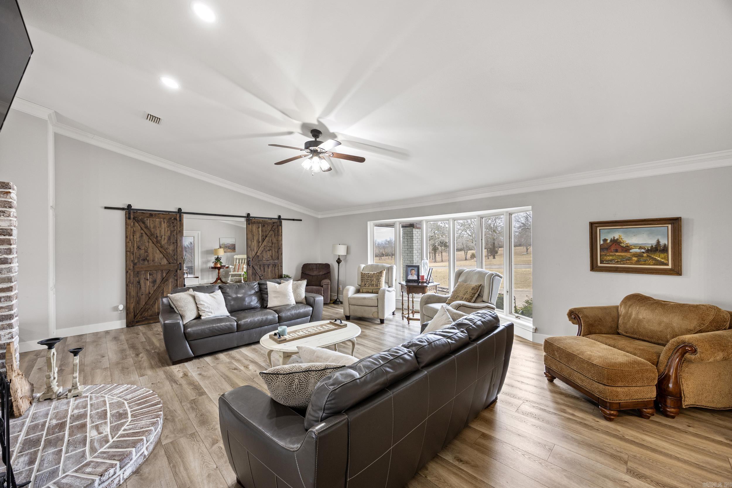 11 Bluff  Russellville, AR
