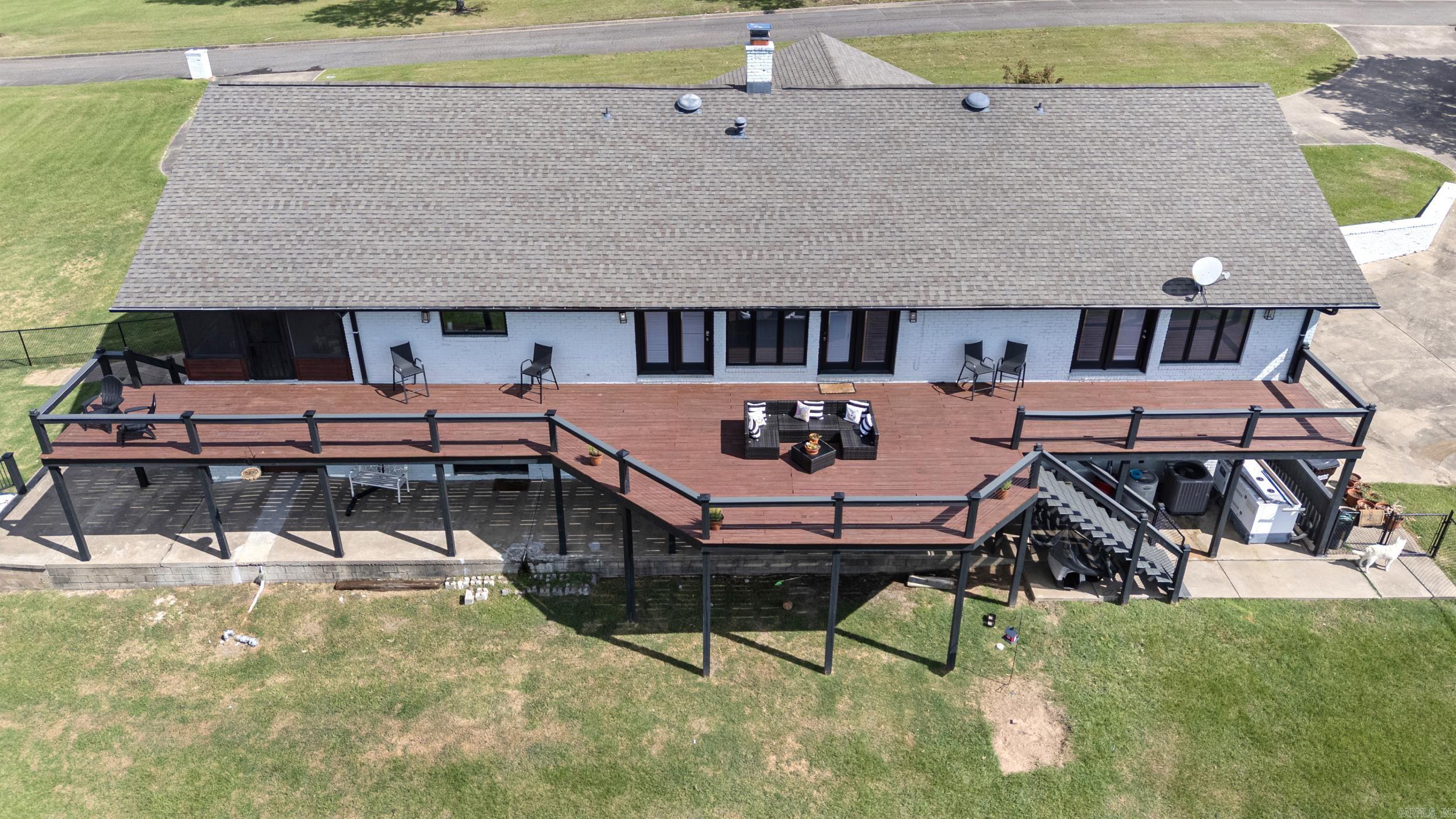11 Bluff  Russellville, AR