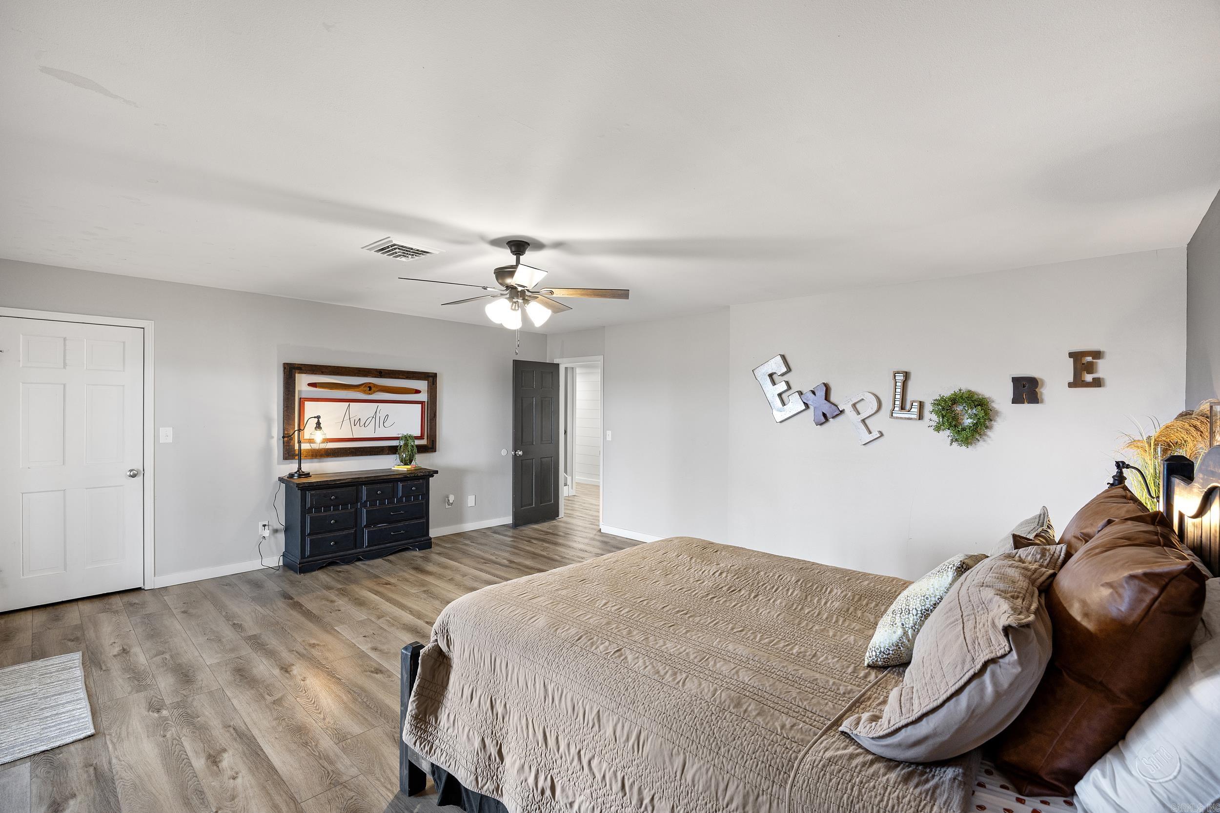11 Bluff  Russellville, AR