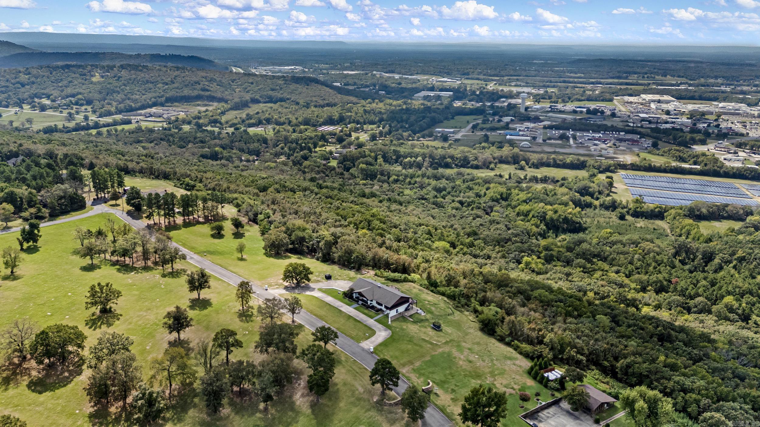 11 Bluff  Russellville, AR