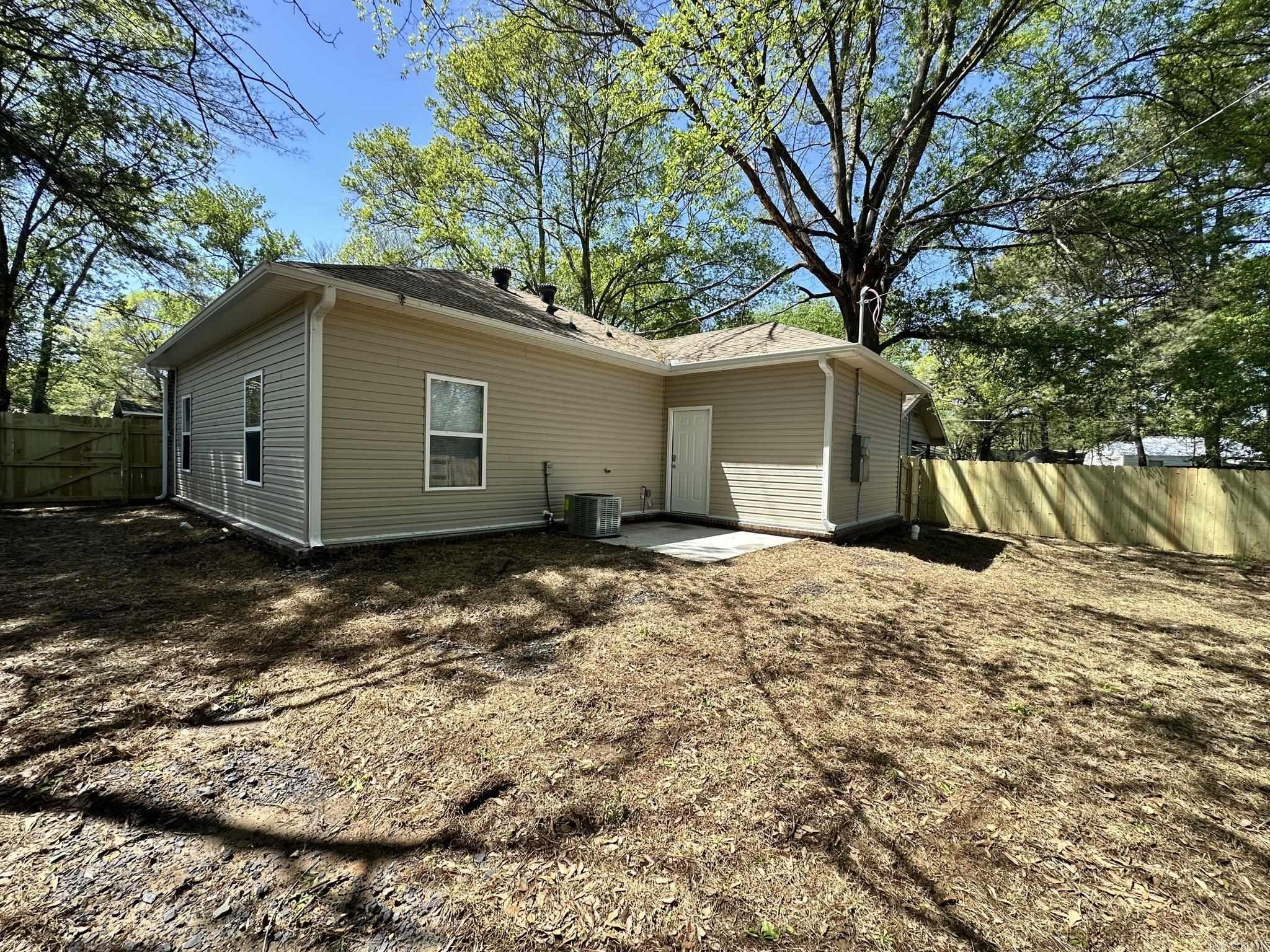 105 East  Jacksonville, AR