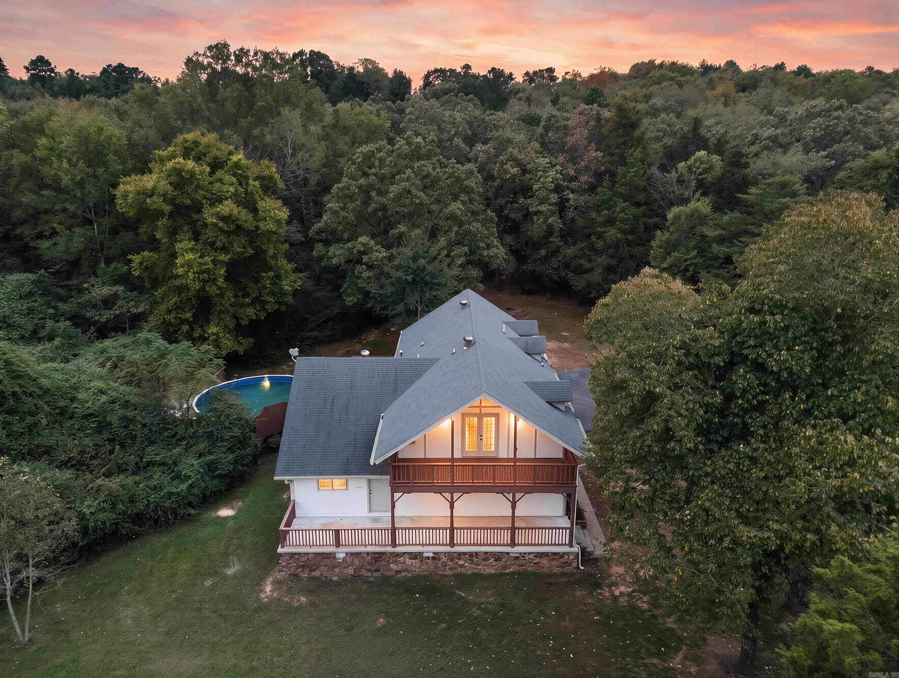 1845 Cox Cove — exterior