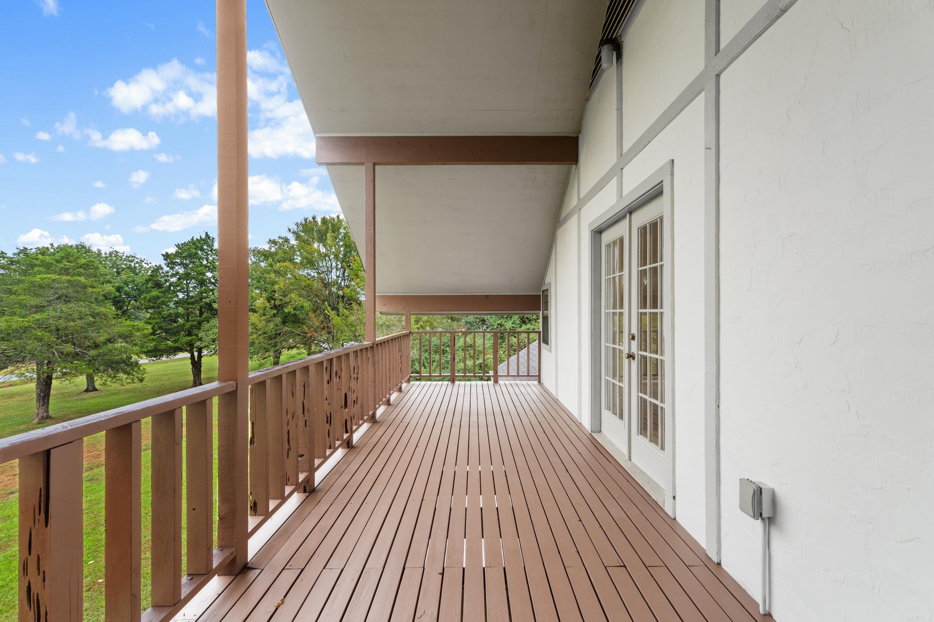 1845 Cox  Conway, AR