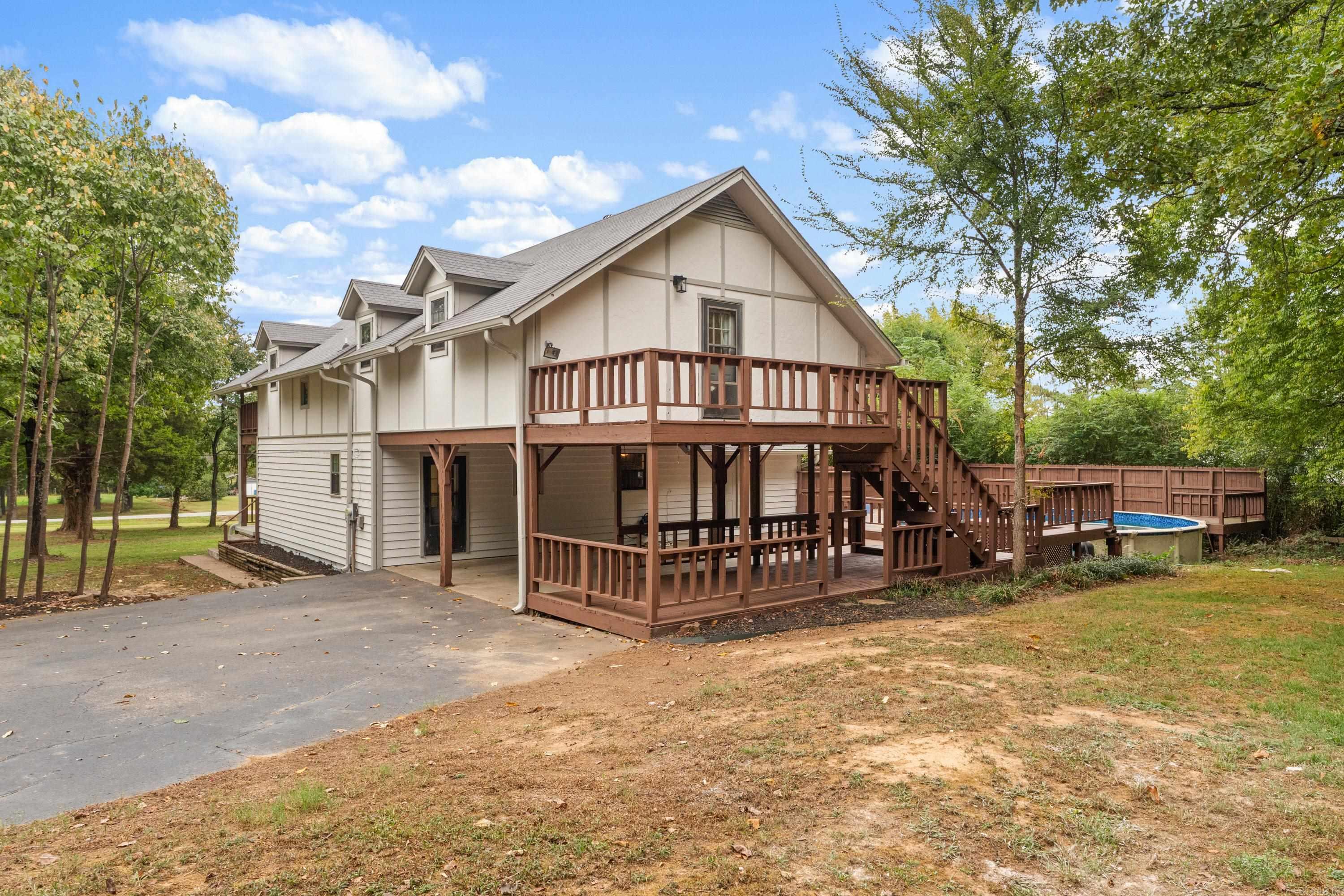 1845 Cox  Conway, AR