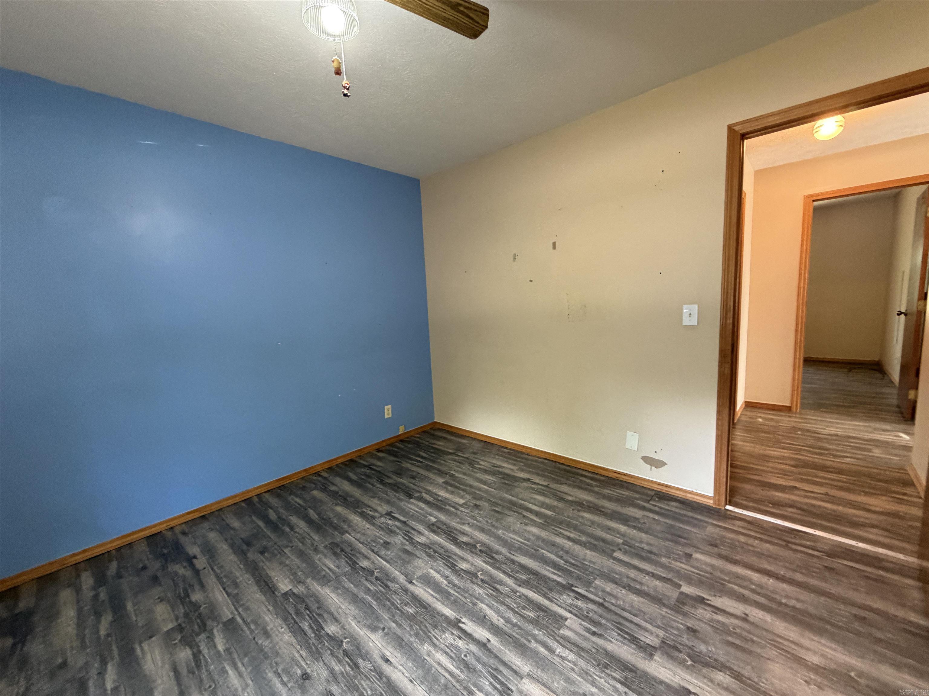 301 South Street Court  Flippin, AR