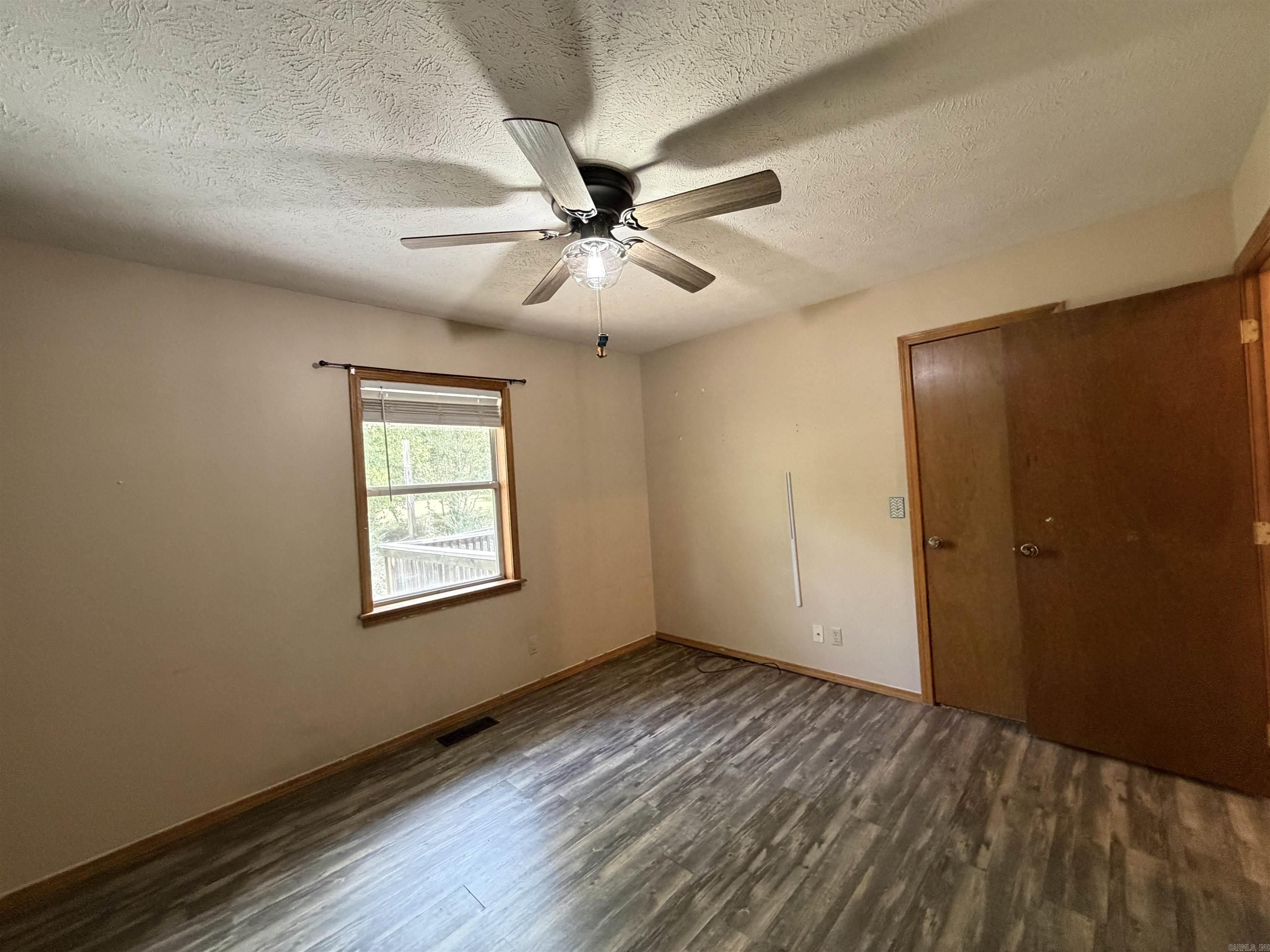 301 South Street Court  Flippin, AR
