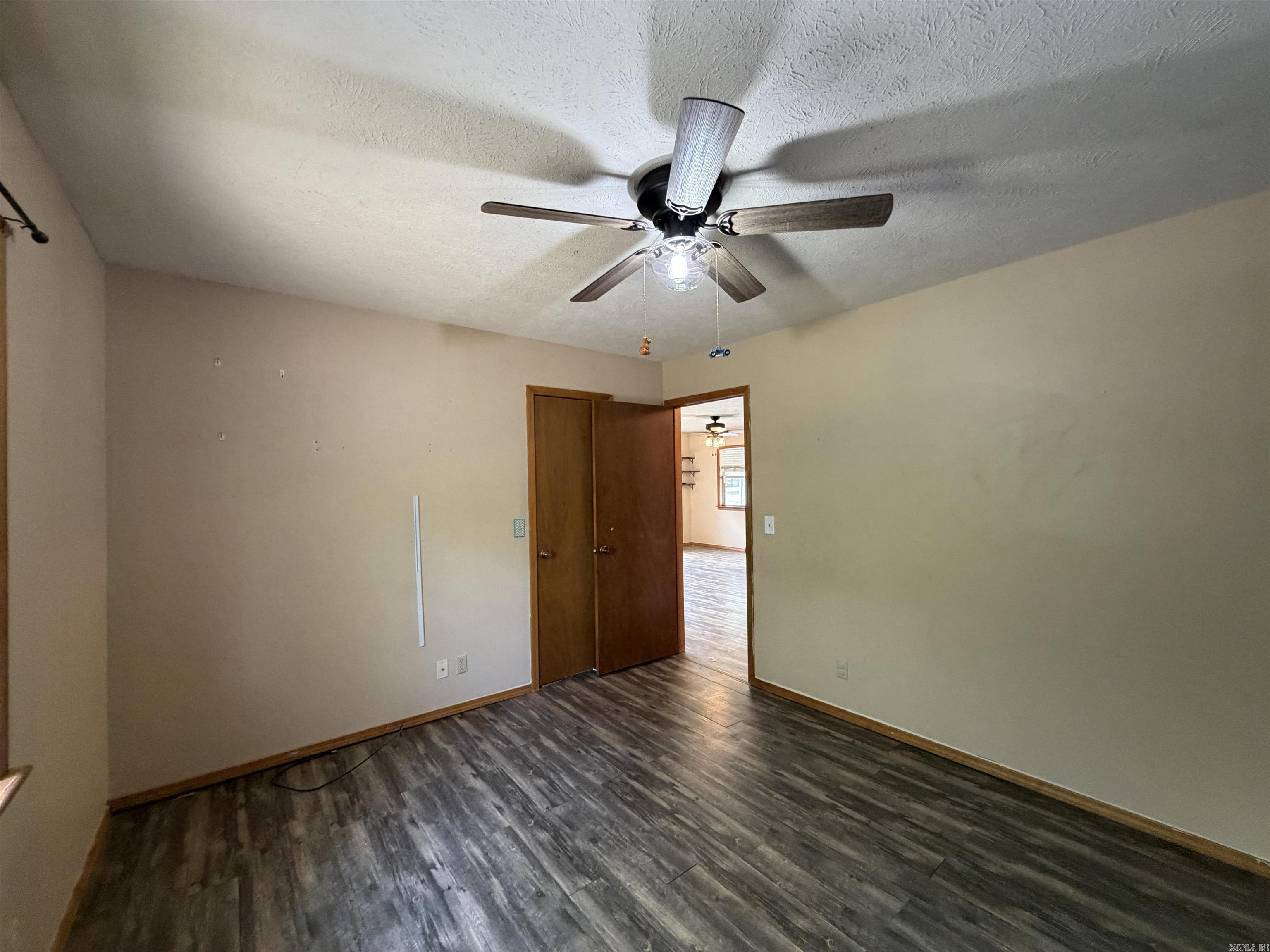 301 South Street Court  Flippin, AR