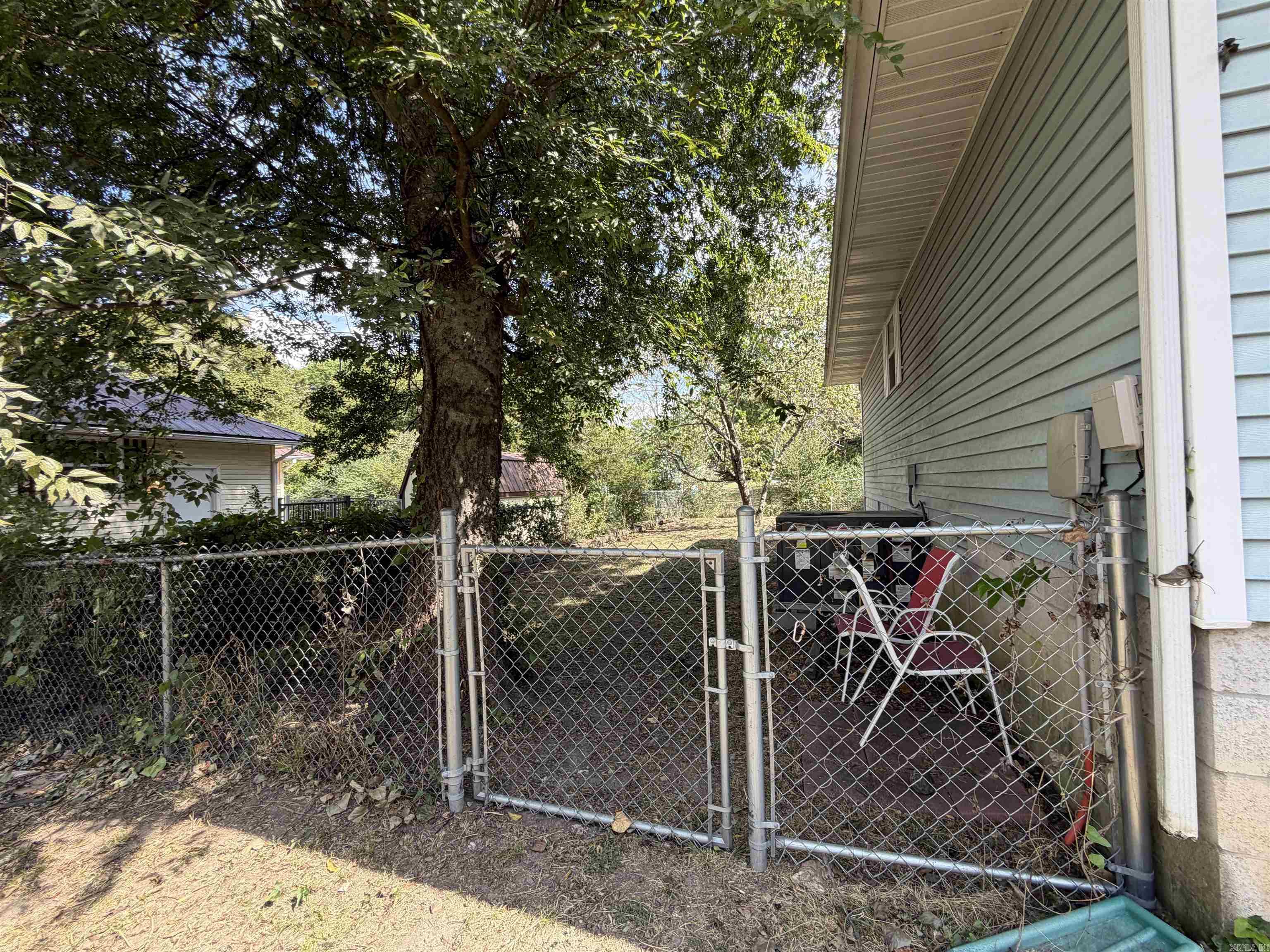 301 South Street Court  Flippin, AR