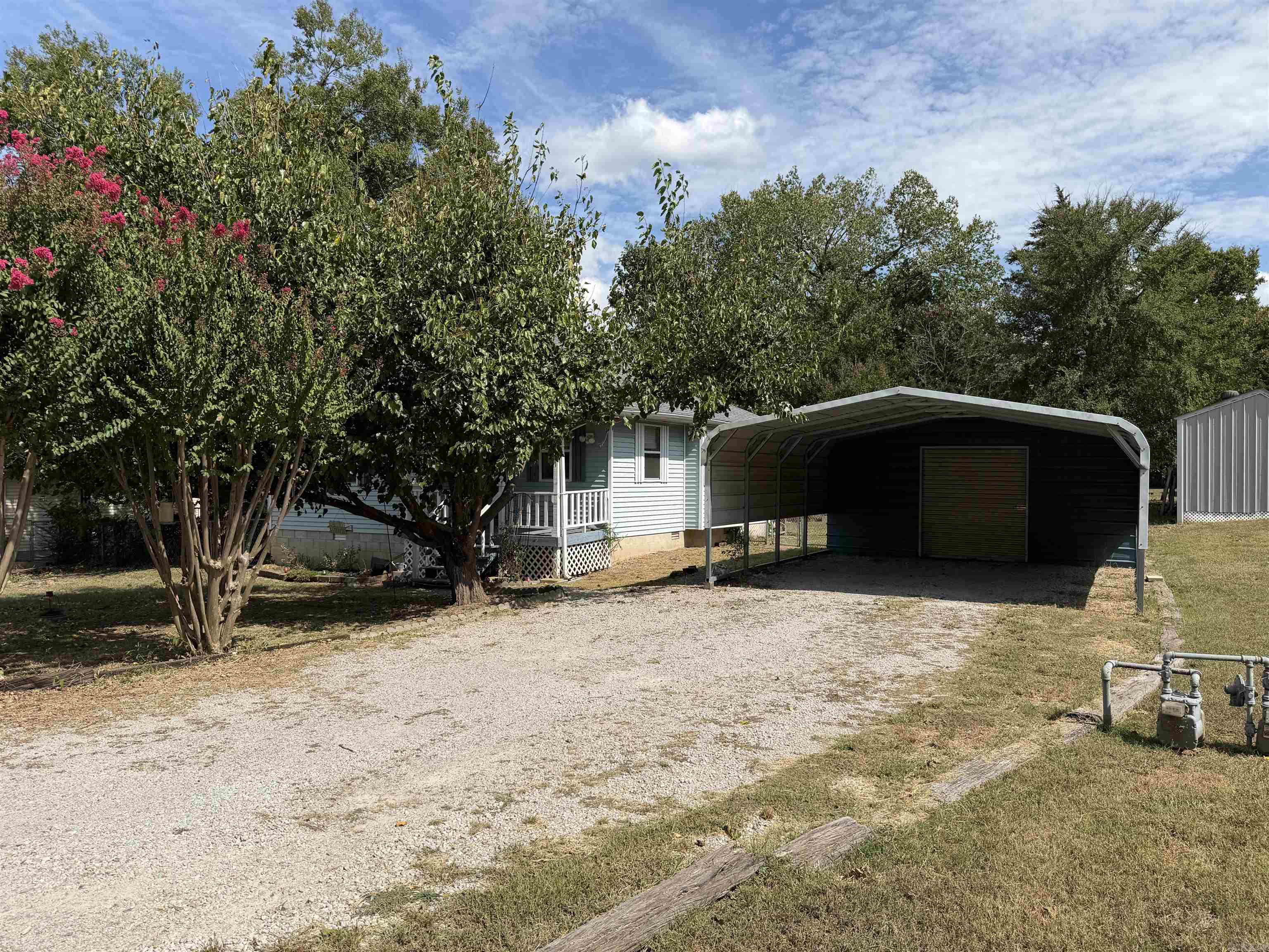 301 South Street Court  Flippin, AR