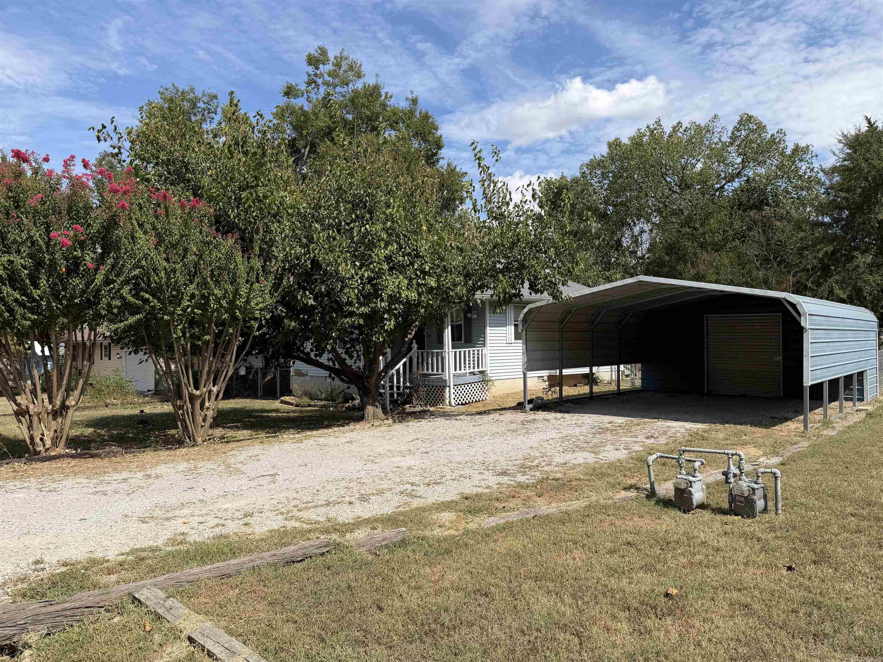 301 South Street Court  Flippin, AR