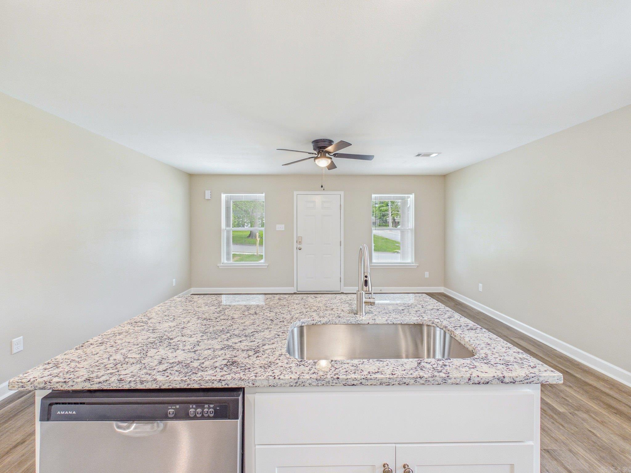 1920 N Poplar  North Little Rock, AR