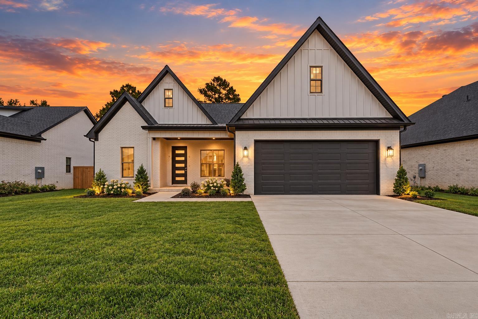 3 Dragonfly Cove — exterior