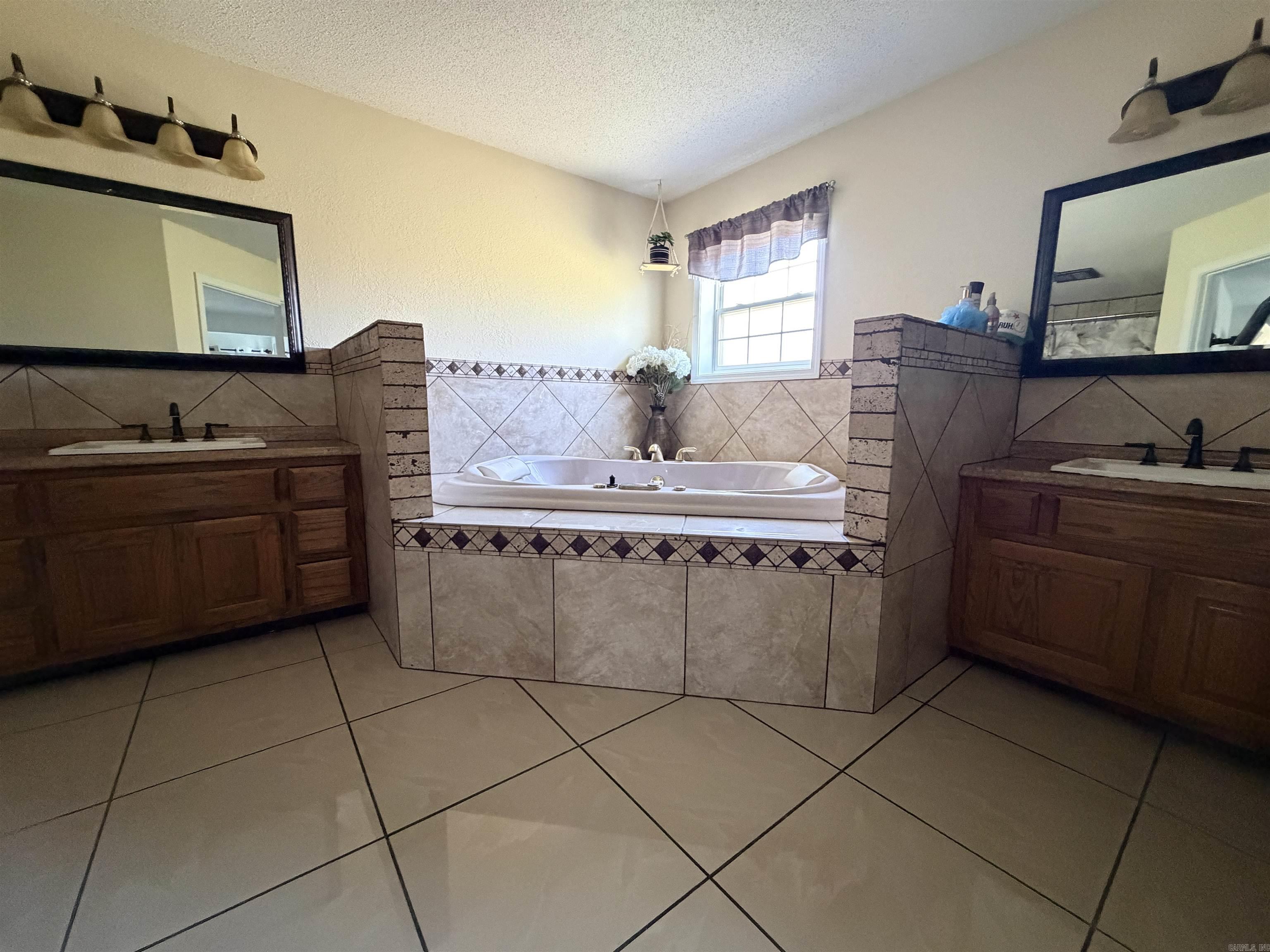 2030 W North  Piggott, AR