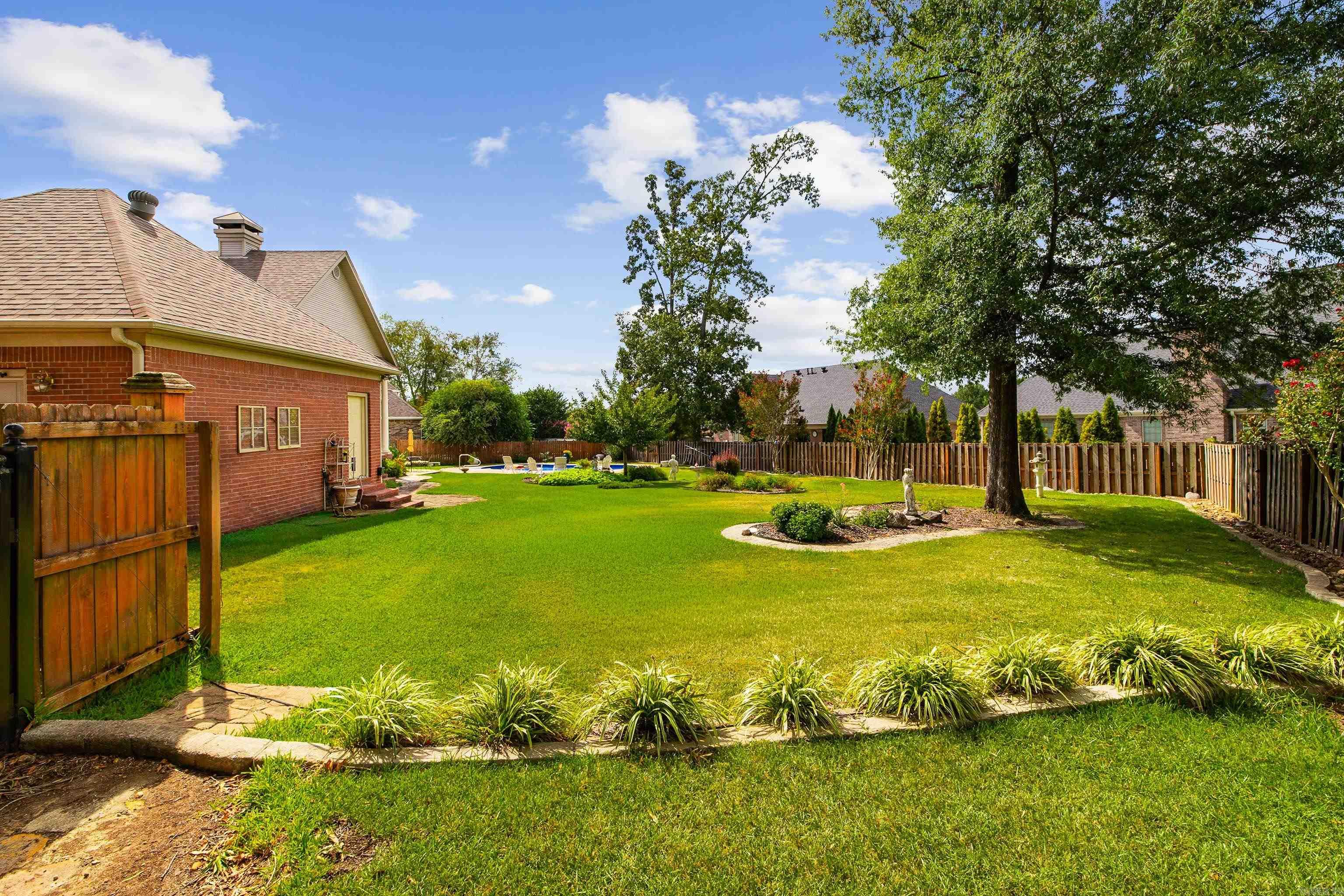 602 Colonial Bryant, AR 72022