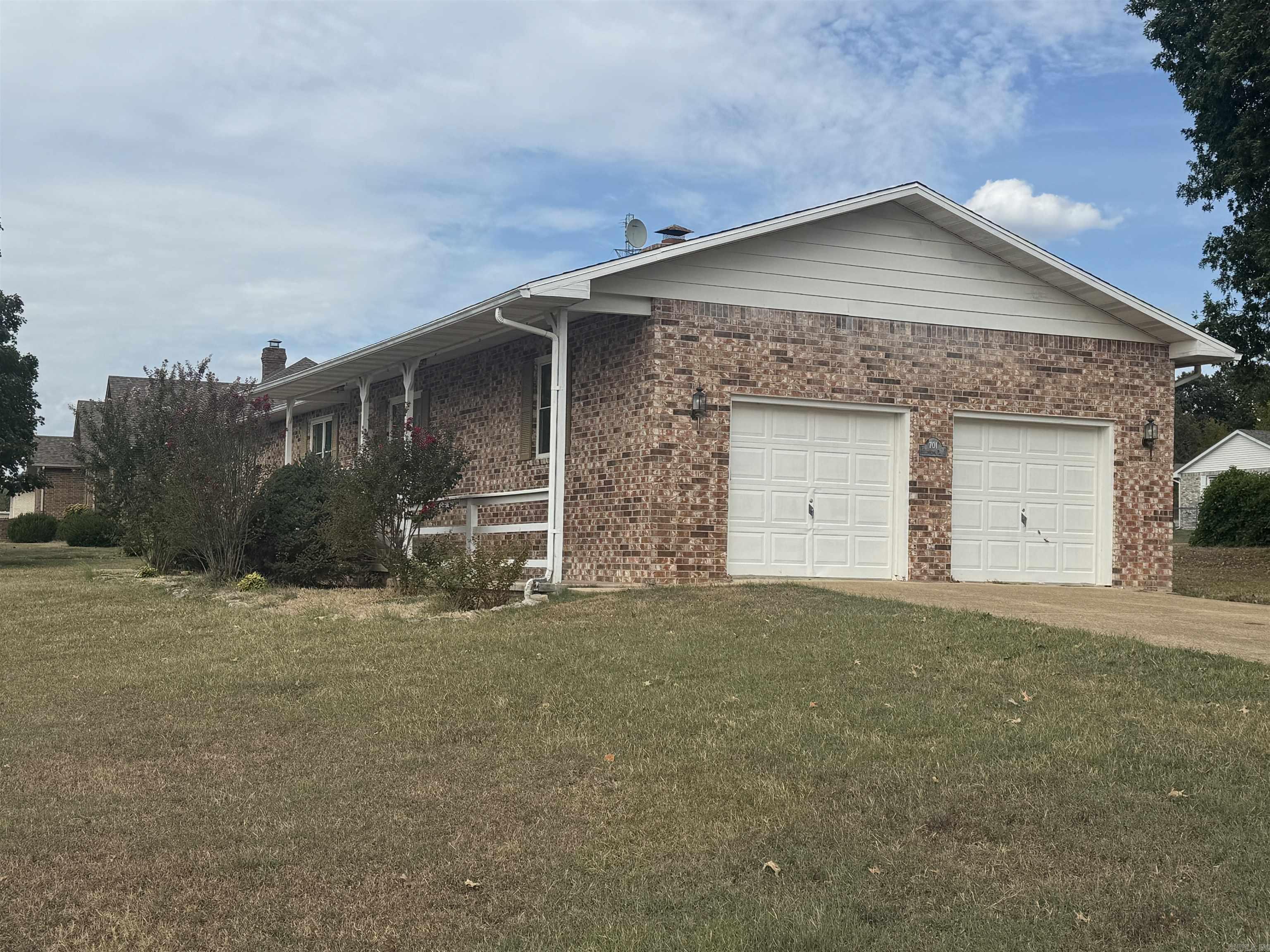 701  Elizabeth Dr  Mountain Home, AR