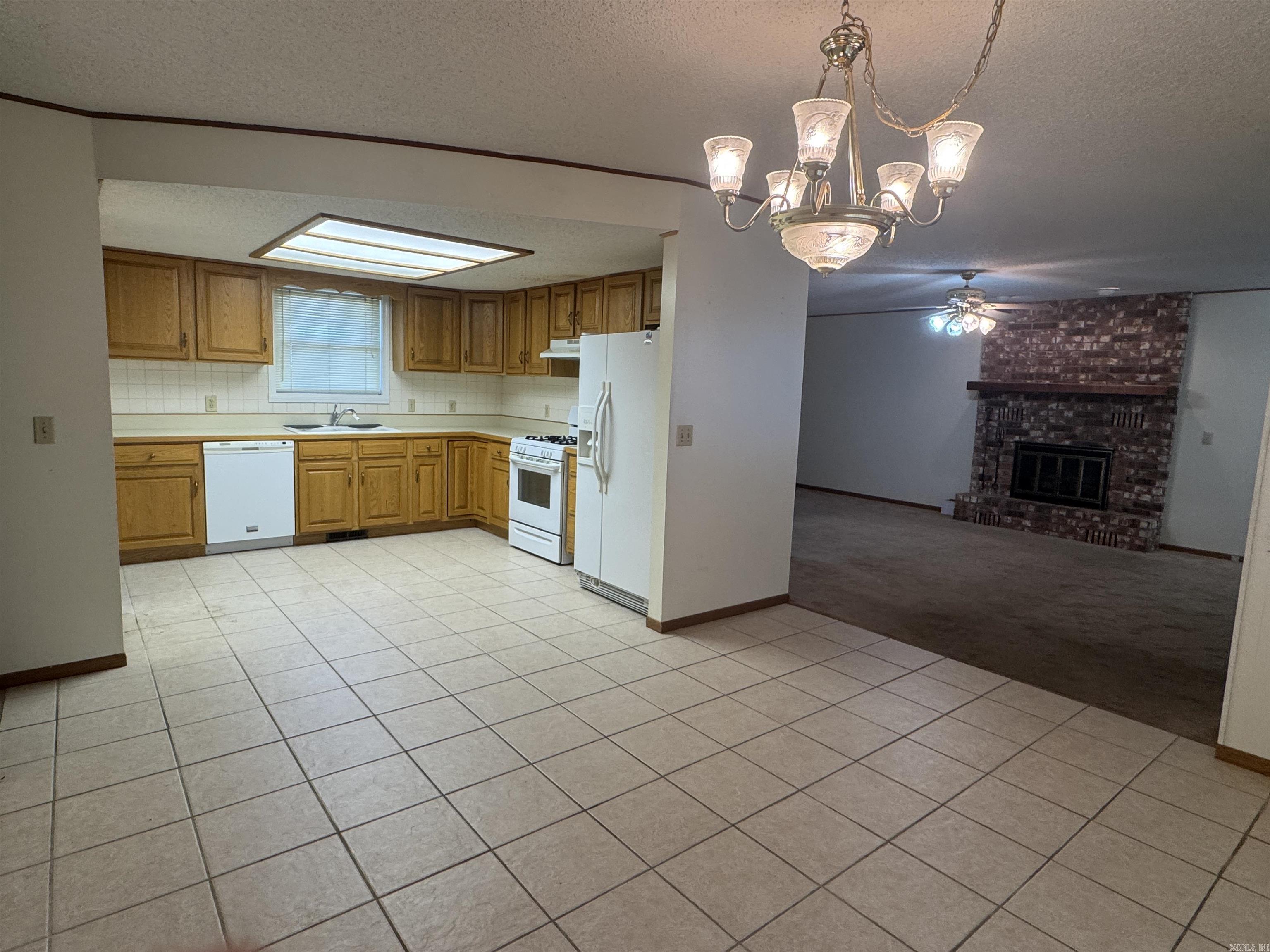 701 Elizabeth Dr  Mountain Home, AR